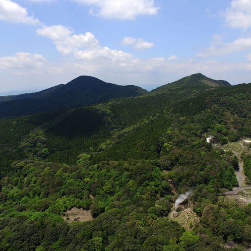 四季折々に姿を変え観光客を魅了する霧島山