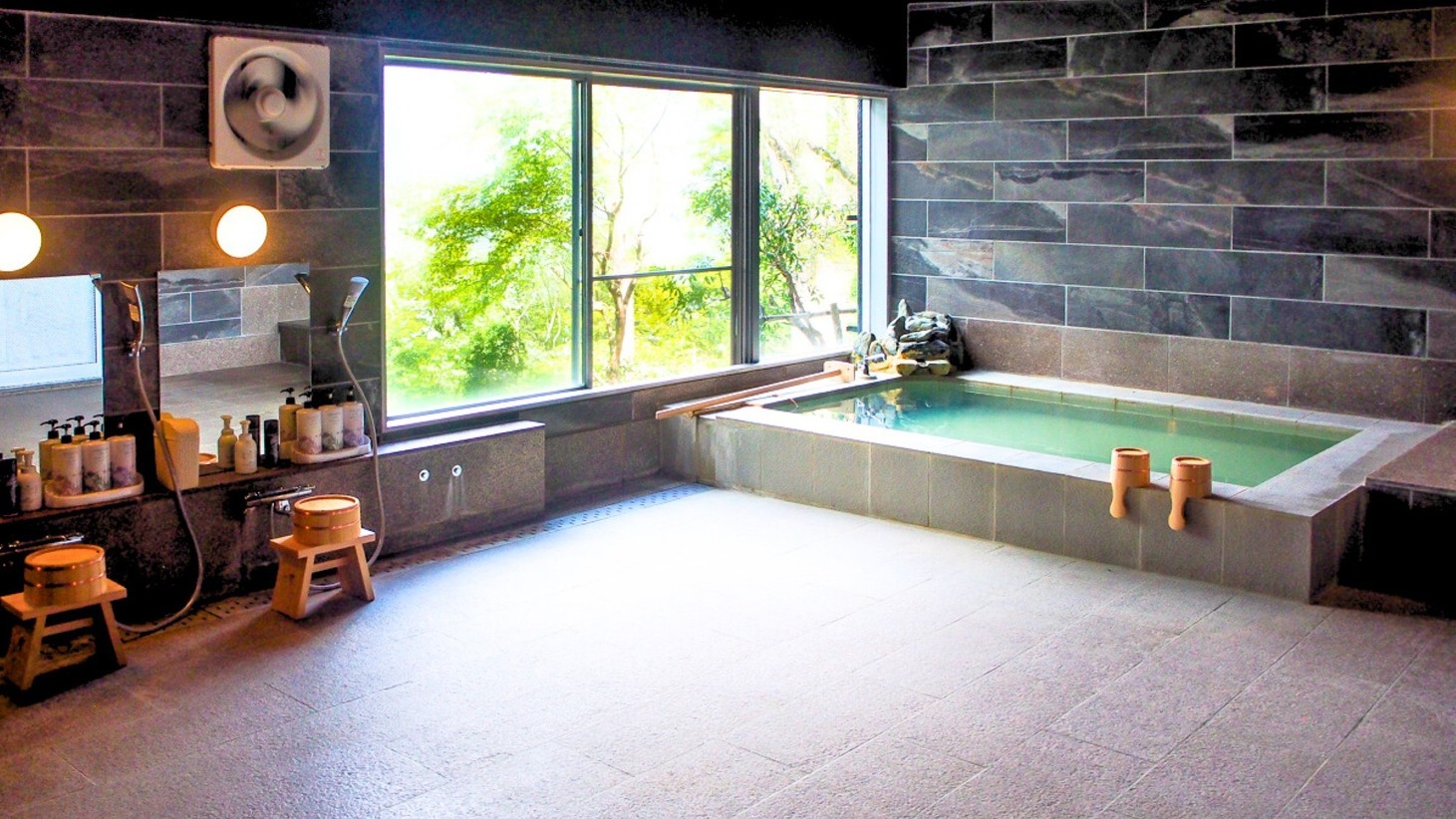 【スタンダード】箱根仙石原の麓で過ごす、贅沢な休日《朝食付き》