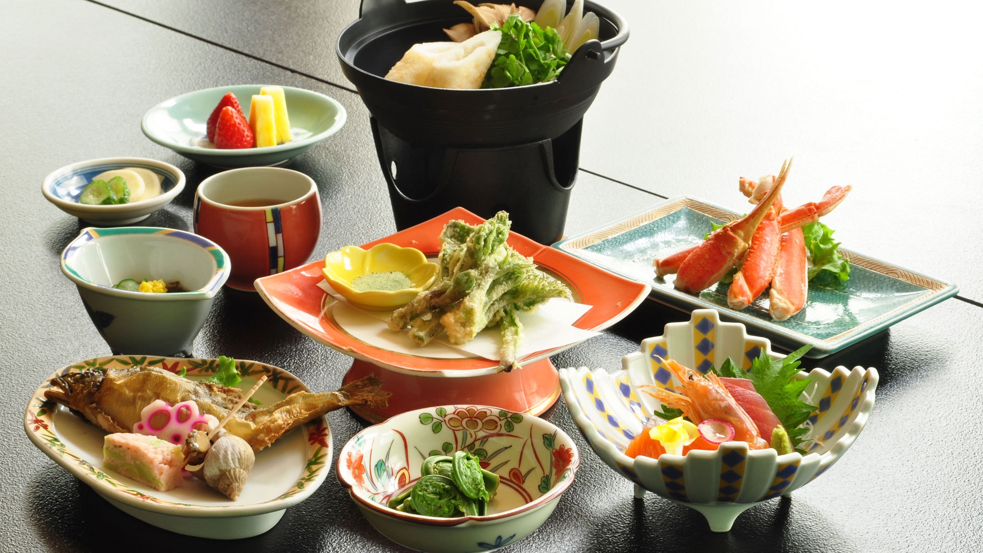 ＜観光向けスタンダード夕食＞当館自慢の温泉とお料理を楽しむ★★【２食付くまげらプラン】