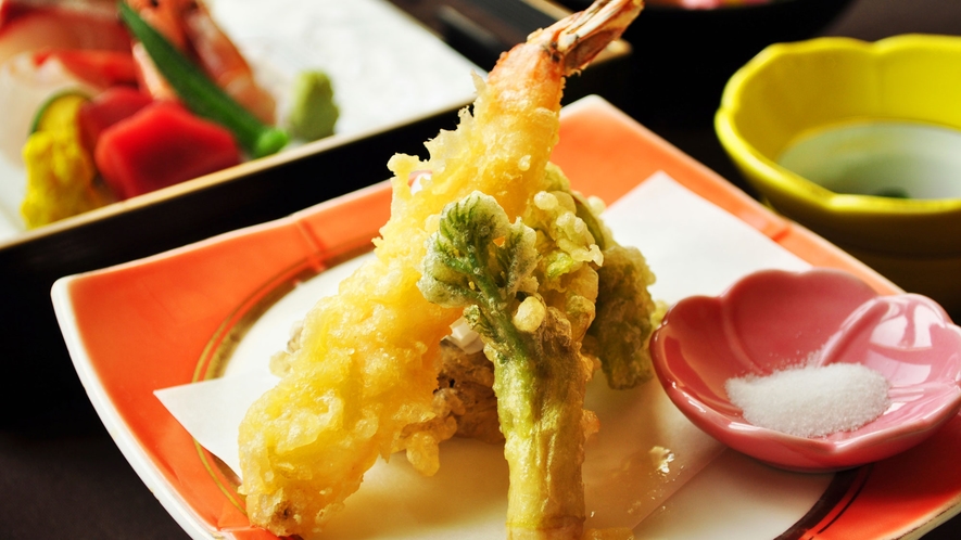 【ご夕食一例：くまげらプラン】サクサク食感の天ぷら