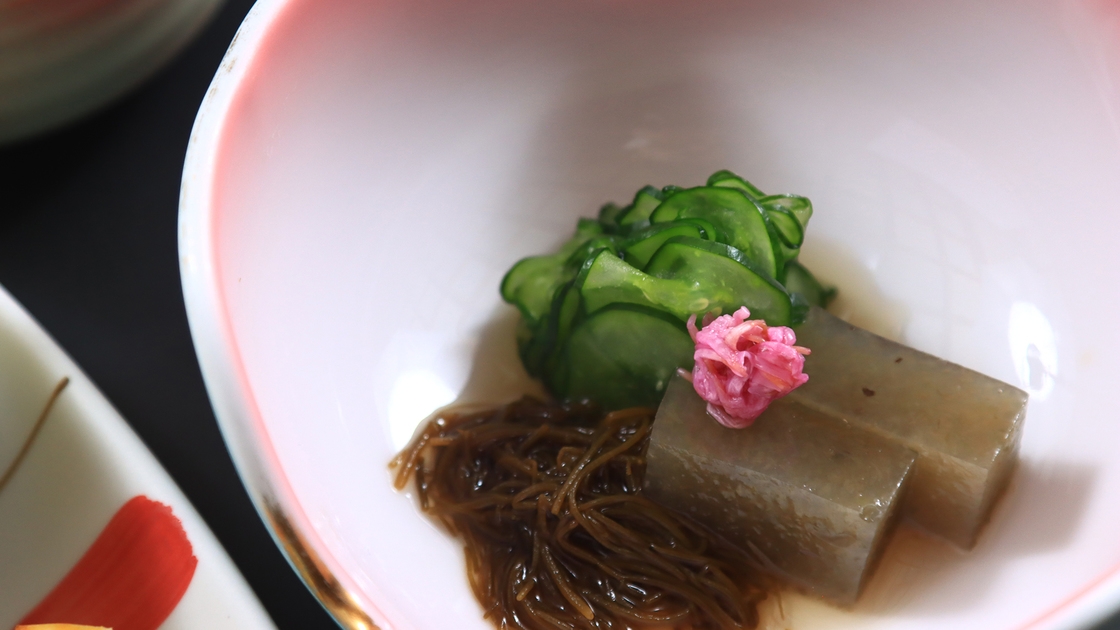 【リーズナブル】黒毛和牛すき焼き＋海と山の美味しい♪詰め合わせ！しゃぶしゃぶに変更ＯＫ【1泊2食】