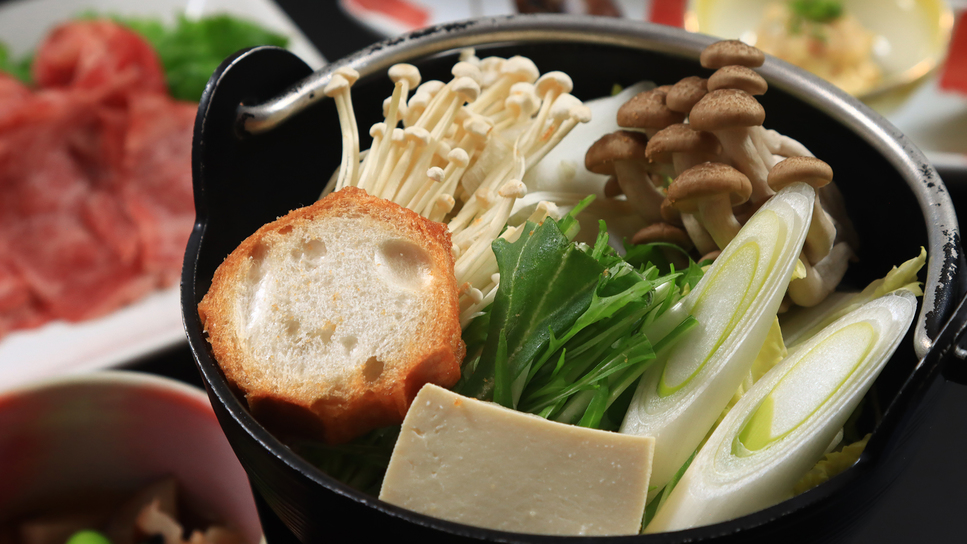 【リーズナブル】黒毛和牛すき焼き＋海と山の美味しい♪しゃぶしゃぶに変更ＯＫ【1泊2食】【楽天限定】