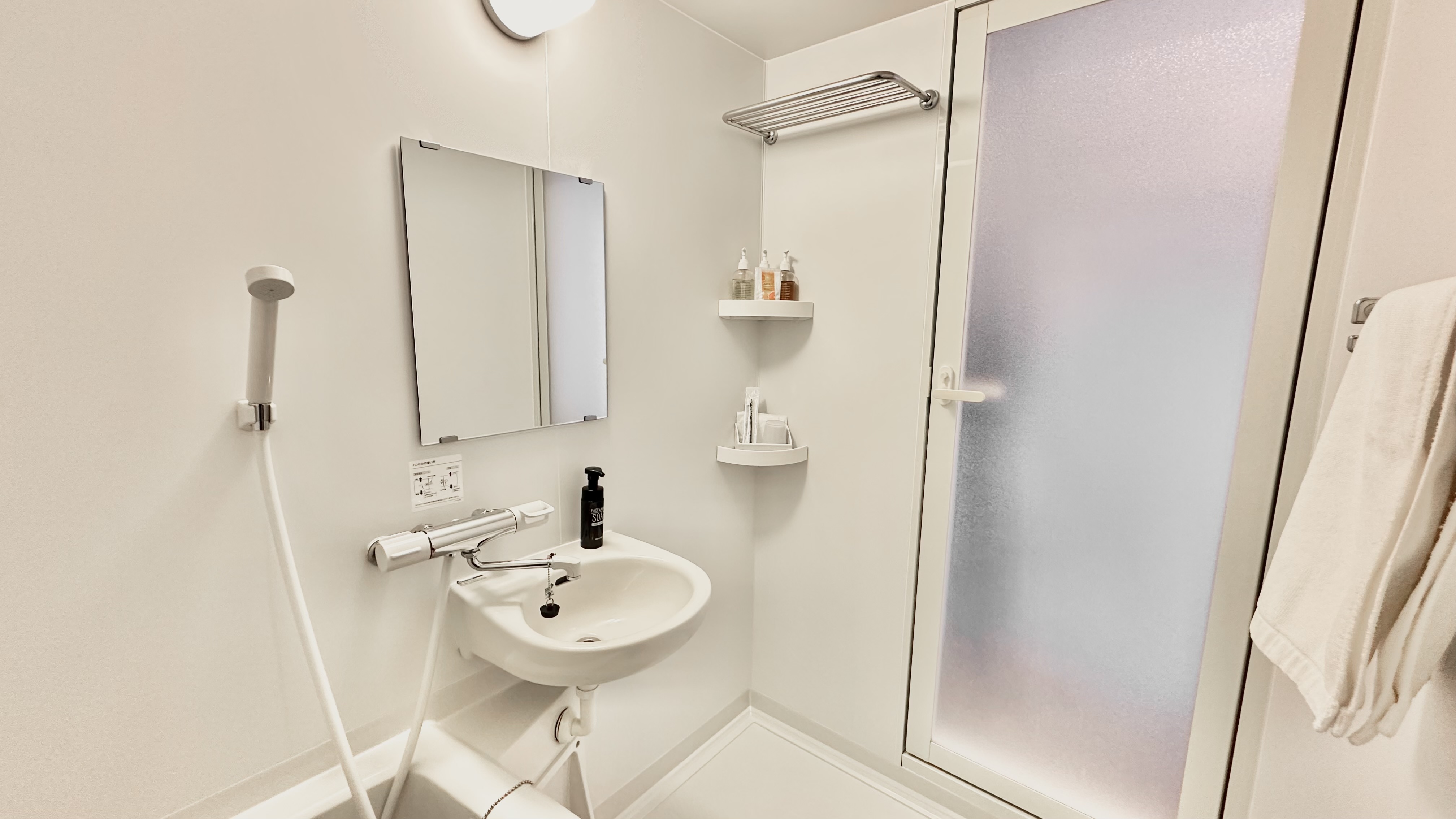 禁煙スタンダードプラスシングル　バスルーム一例