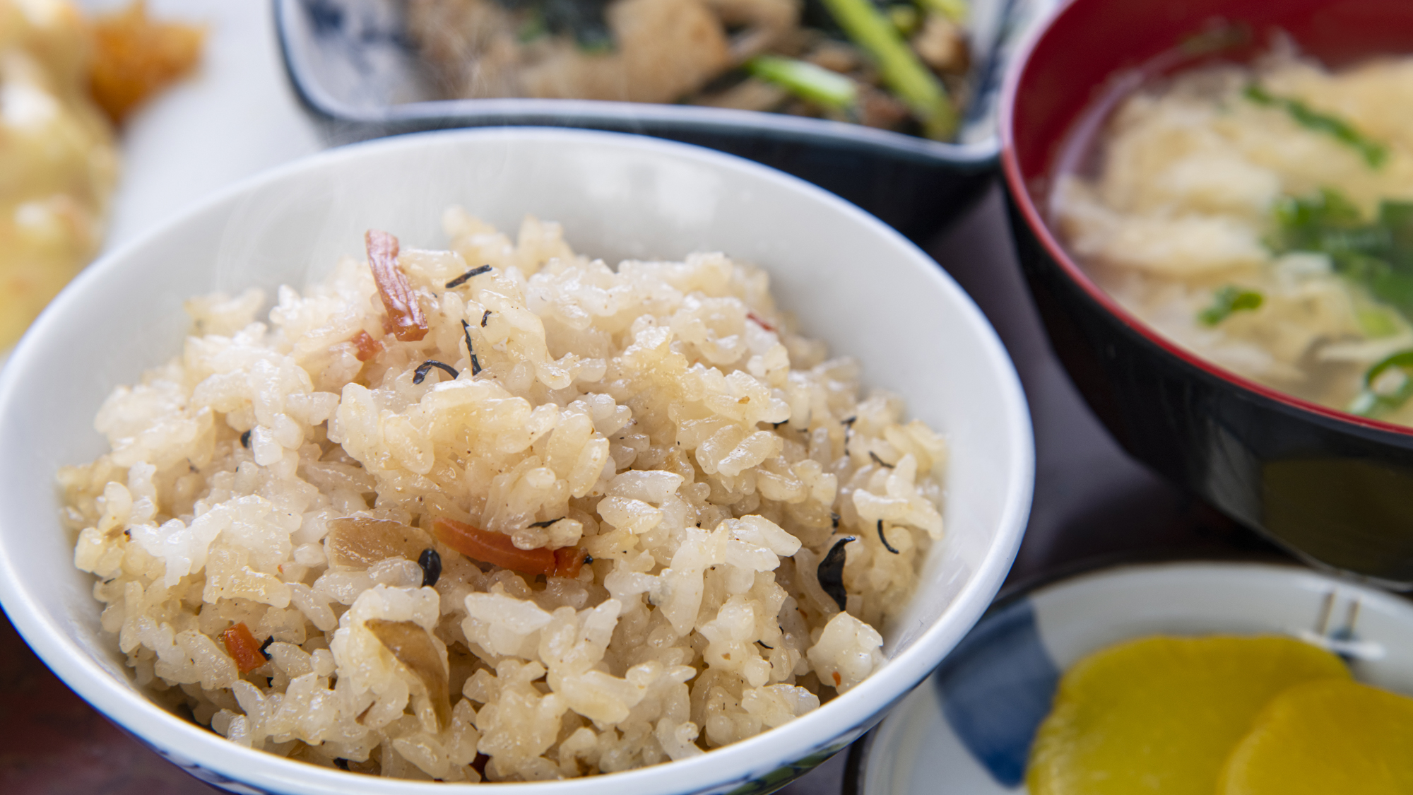 【炊きたてご飯】おかわり必至！こだわり米のふっくらご飯♪（★ある日の夕食）