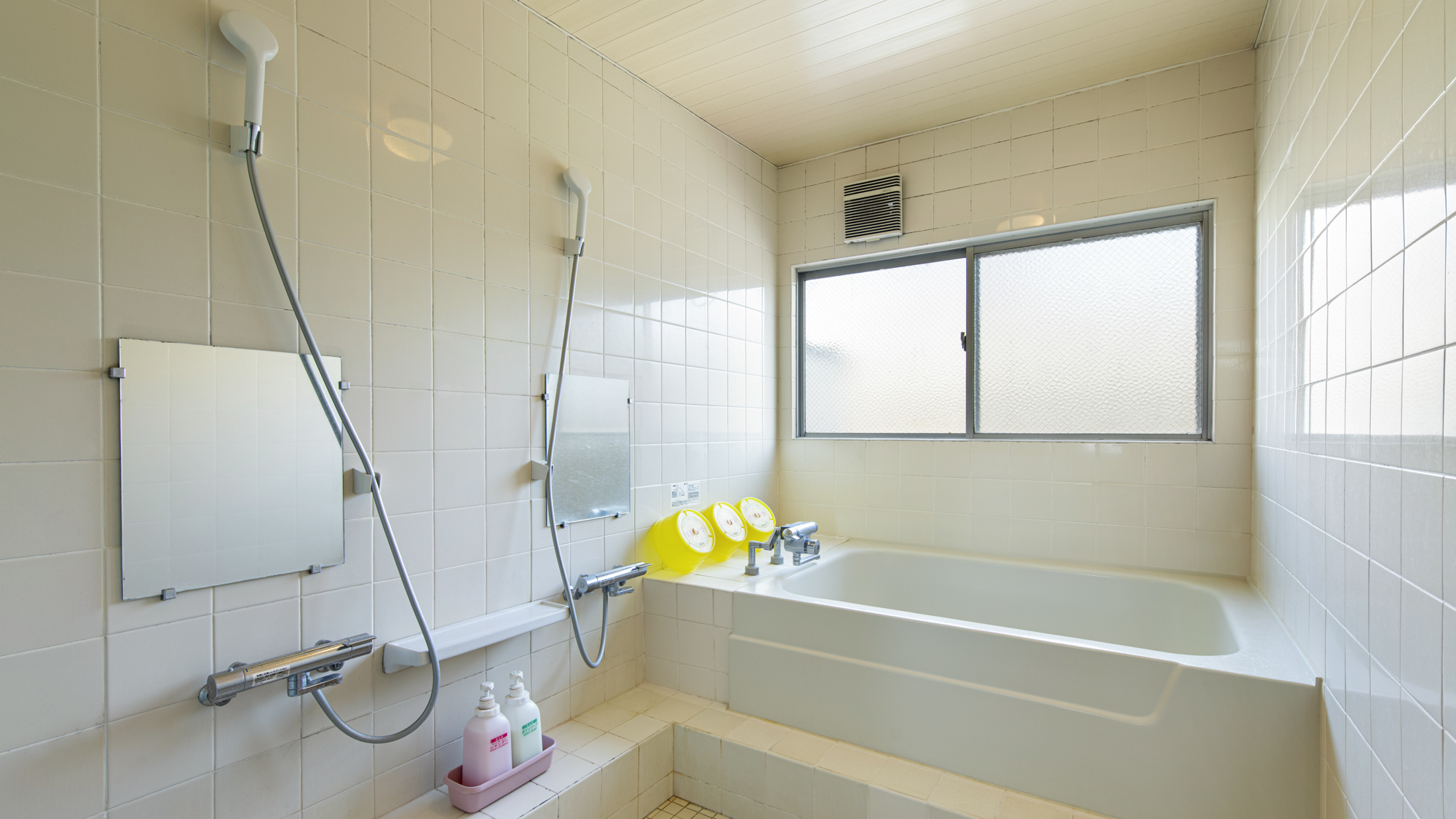 【交代制で利用OK】清潔感のある小浴場でリフレッシュ