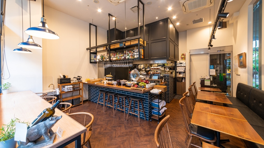 ■Grill＆Bar Porco Piatto店内