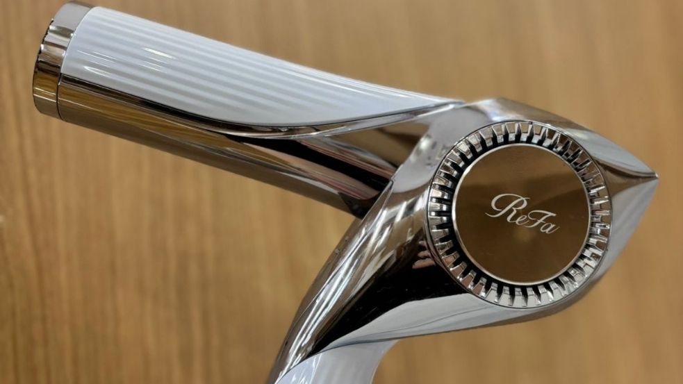 【4F女性大浴場】ReFaドライヤー