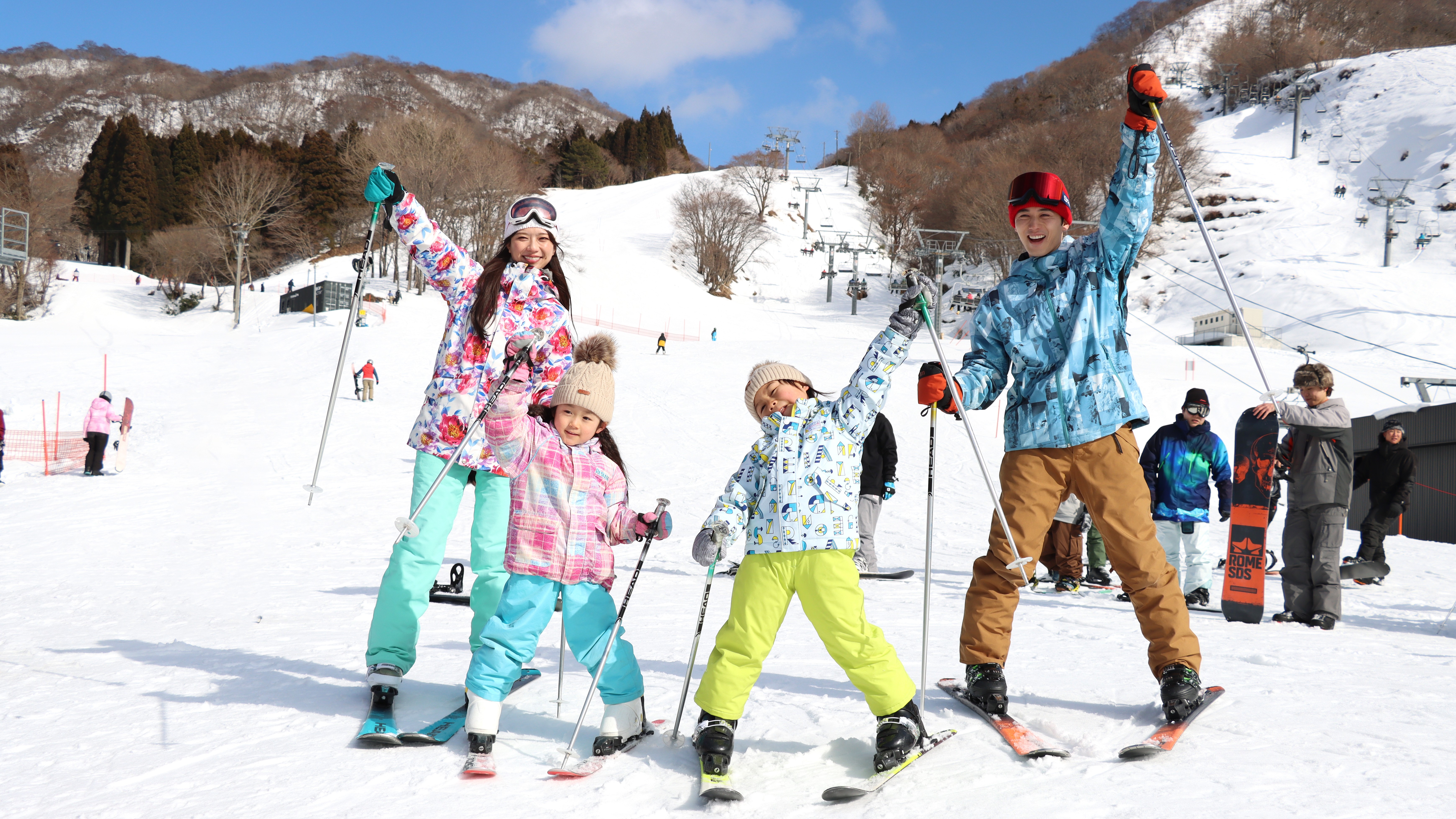 グランスノー奥伊吹様　提供