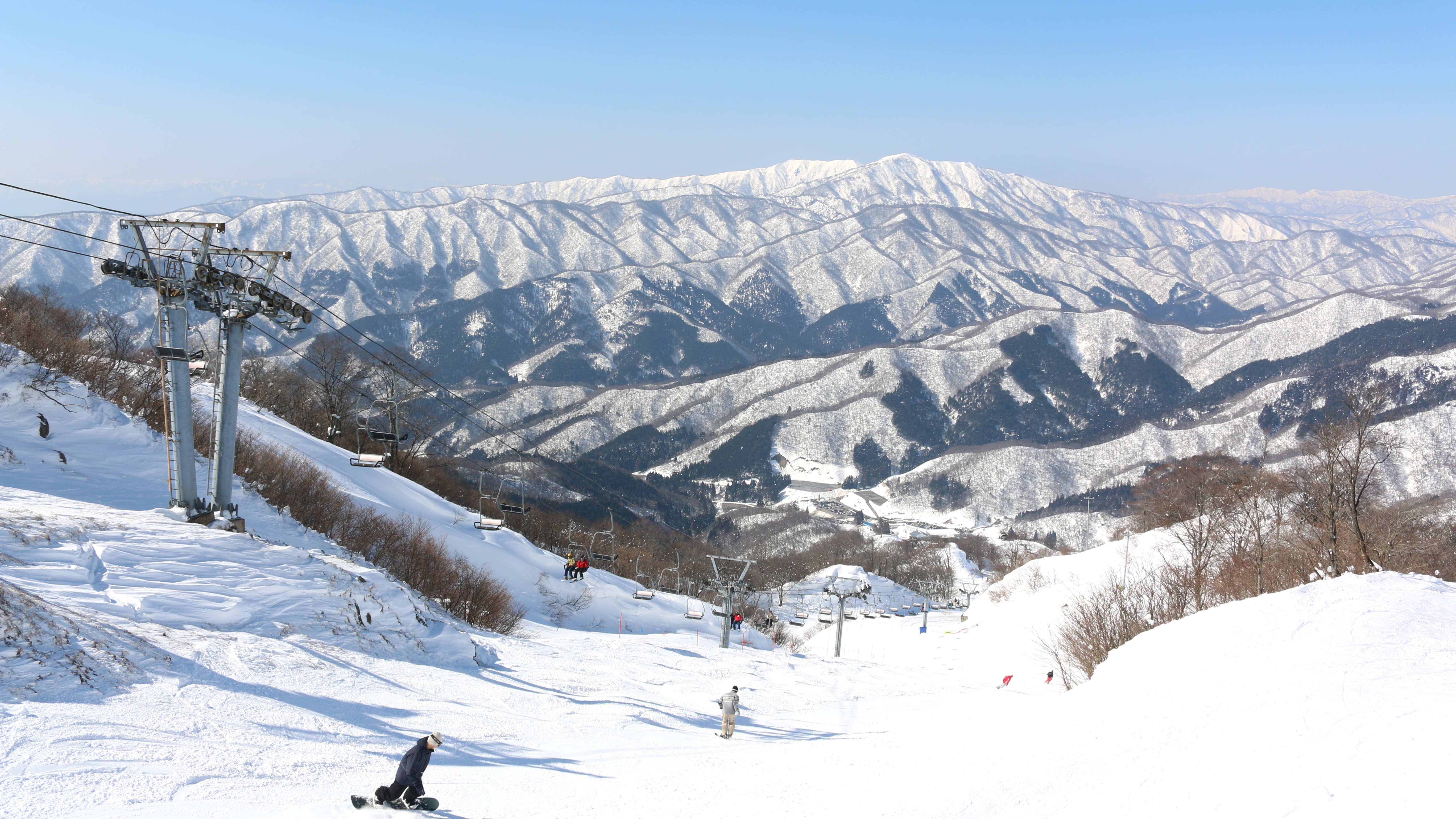 グランスノー奥伊吹様　提供