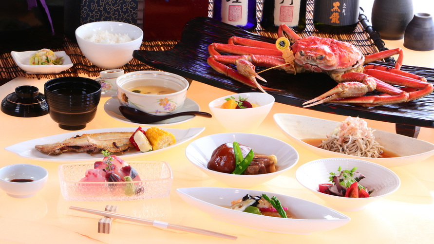 【1人1杯 おおとくかに【小】】あわび料理付き◆茹でがに450〜500g前後【2食付】