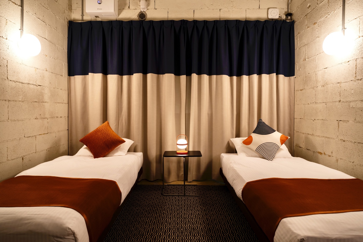 ツインベッドルーム