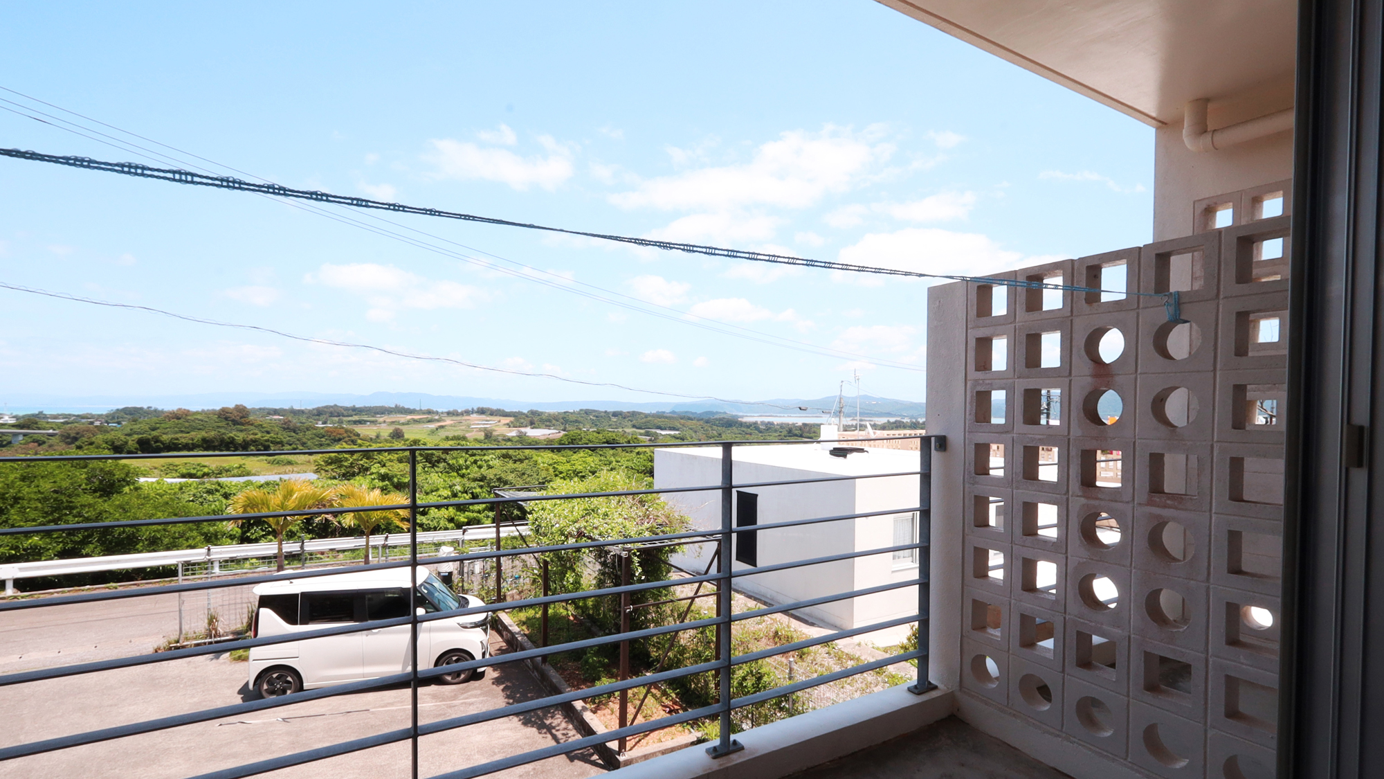 【2・HOSHIのお部屋 6畳+キッチン+バス+トイレ+洗面】窓からの景色