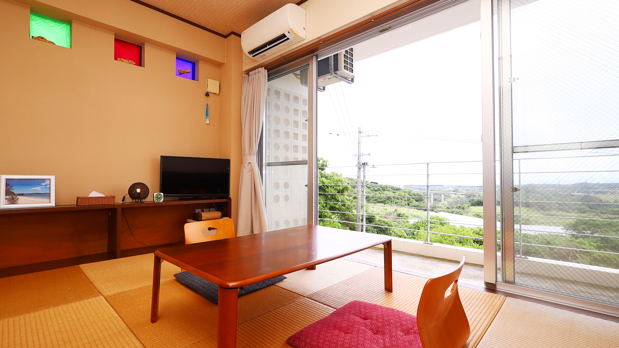 【3F・UMIのお部屋 6畳+キッチン+バス+トイレ+洗面】 ほっこりだけどちょっとかわいいお部屋