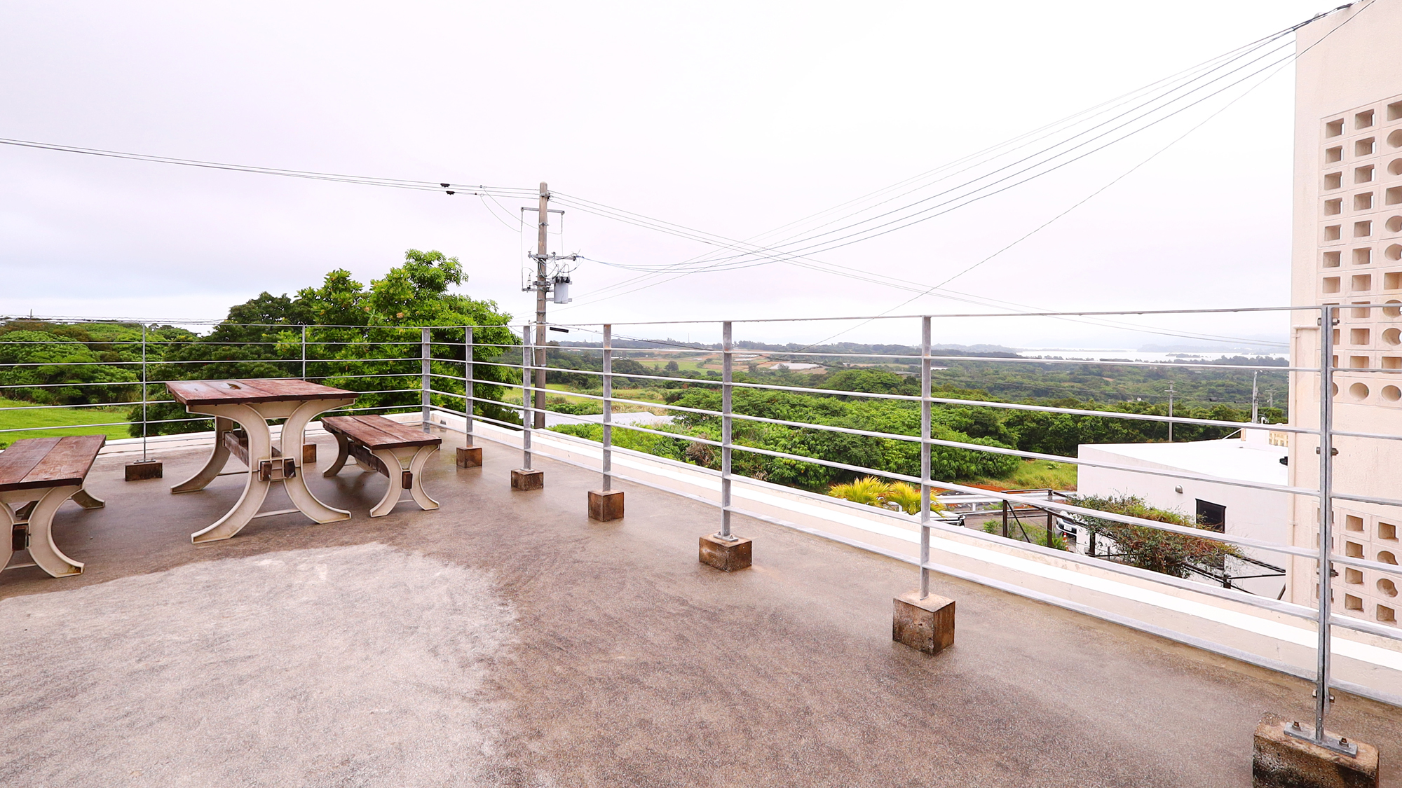 【館内イメージ】