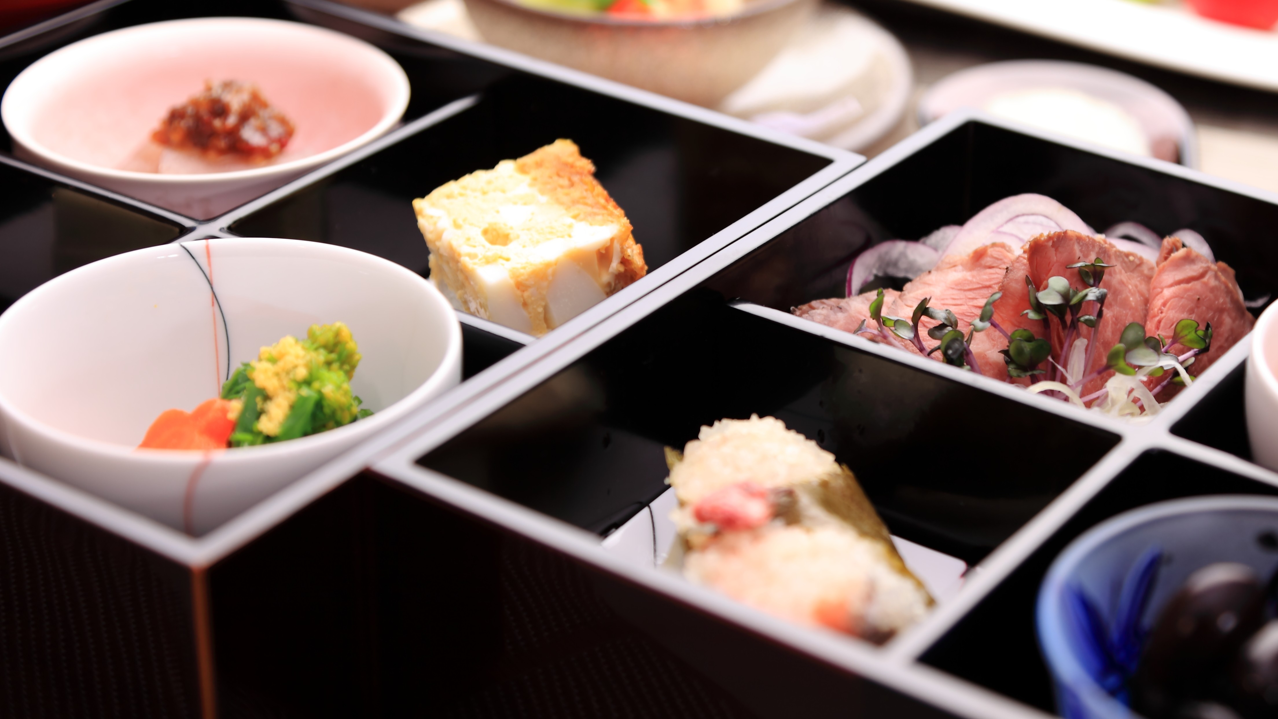 【ご朝食の一例】お部屋1Fの和室でゆったりとお召し上がりください