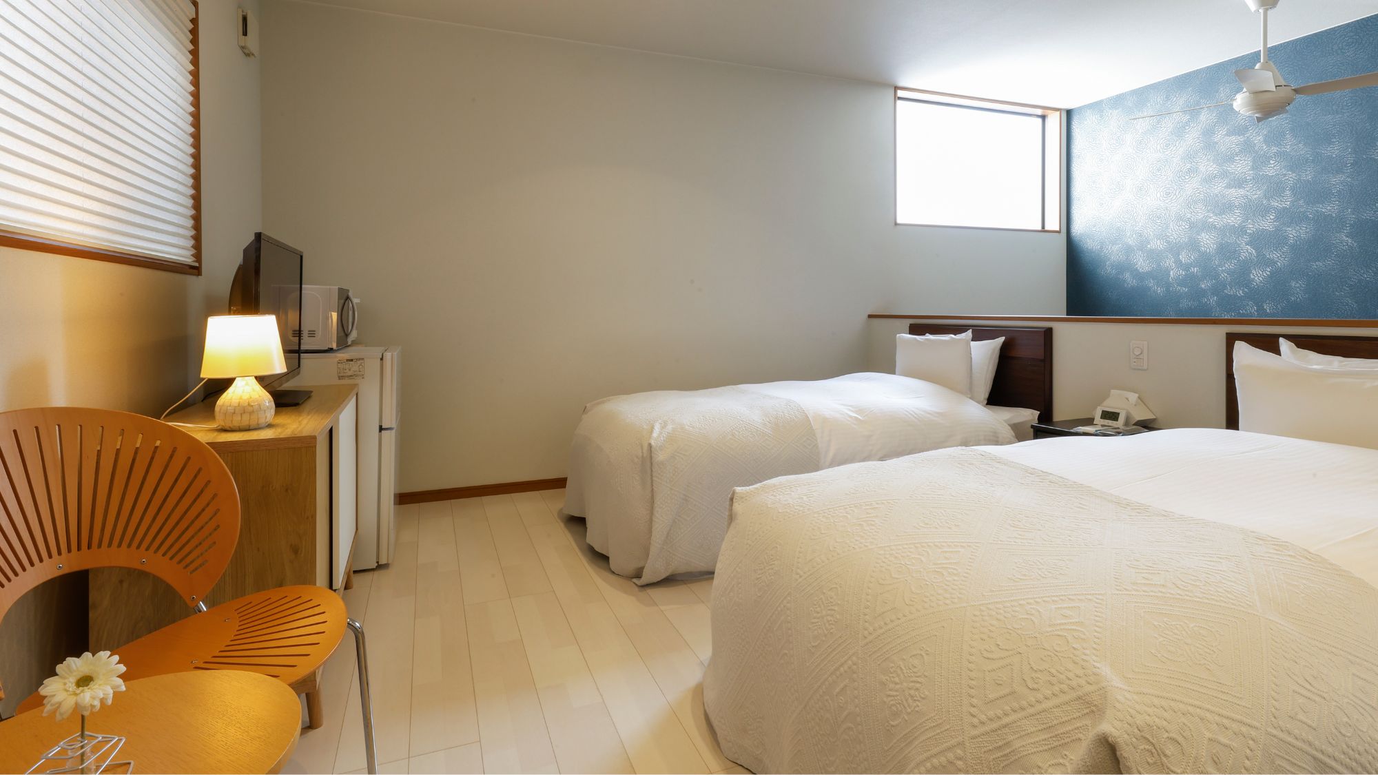 東の棟2F：3名4名さまは下でお布団を敷いておやすみいただけます