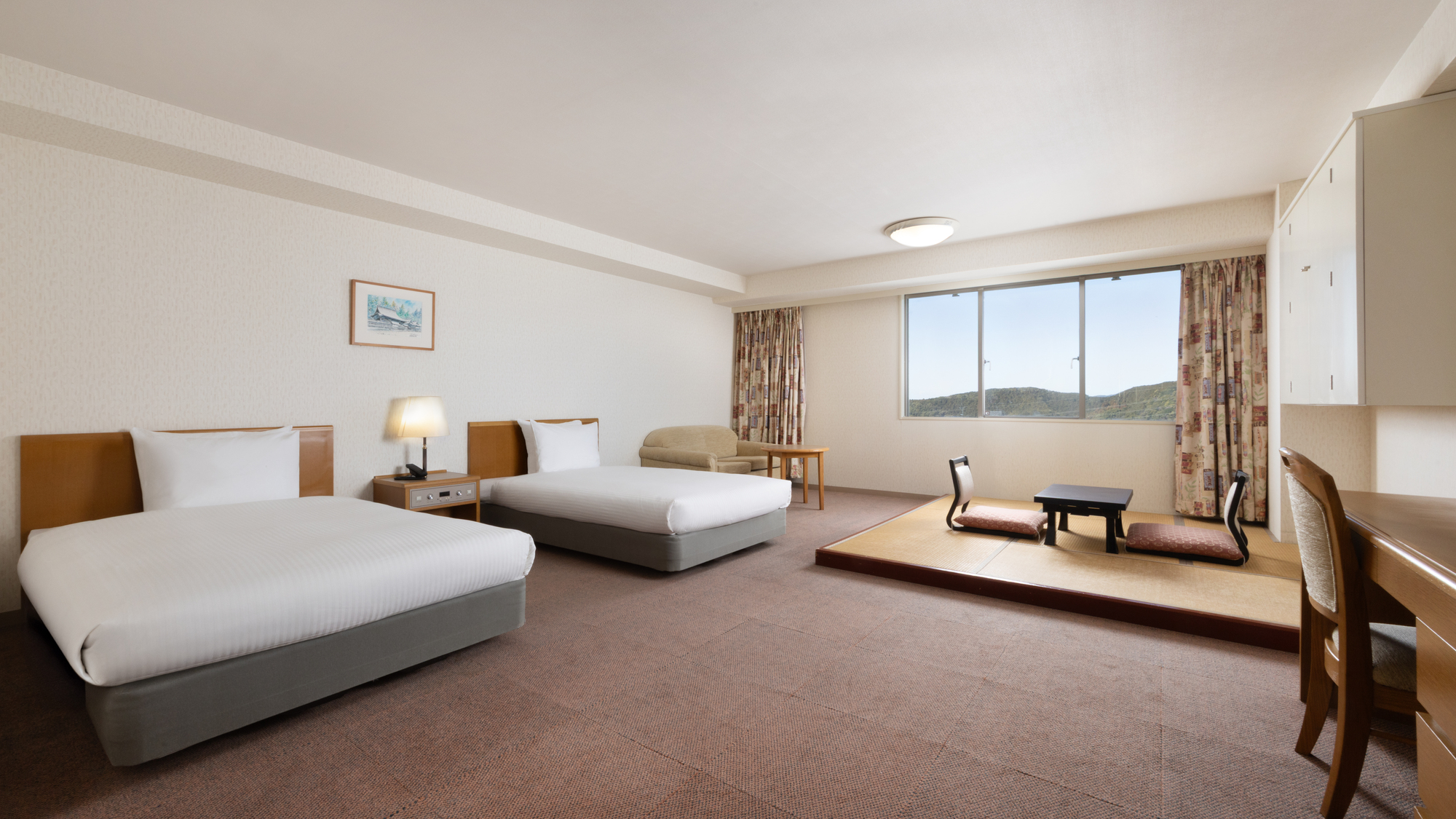 クラシックツイン和洋室 / 山側