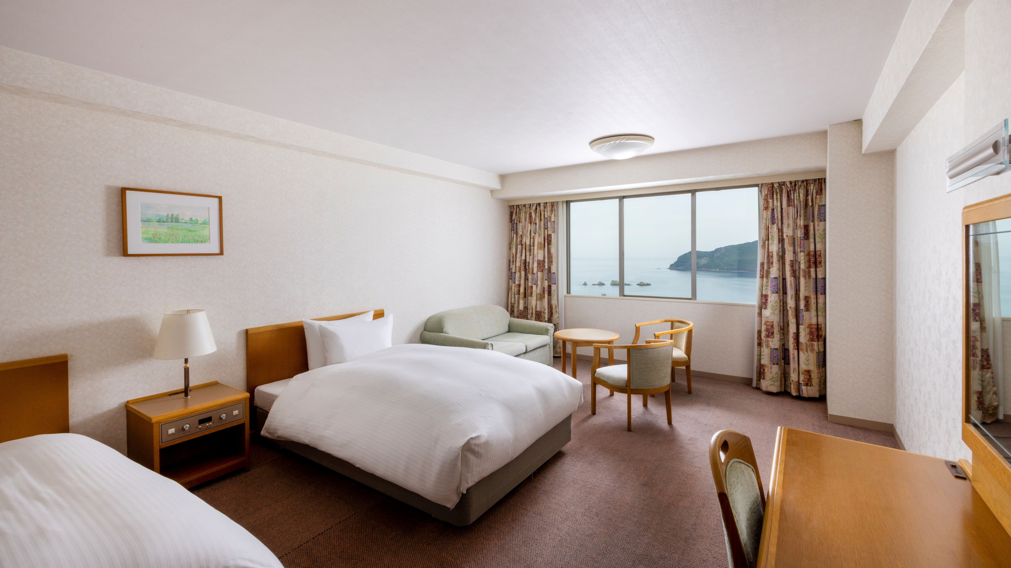 クラシックツイン / 海側