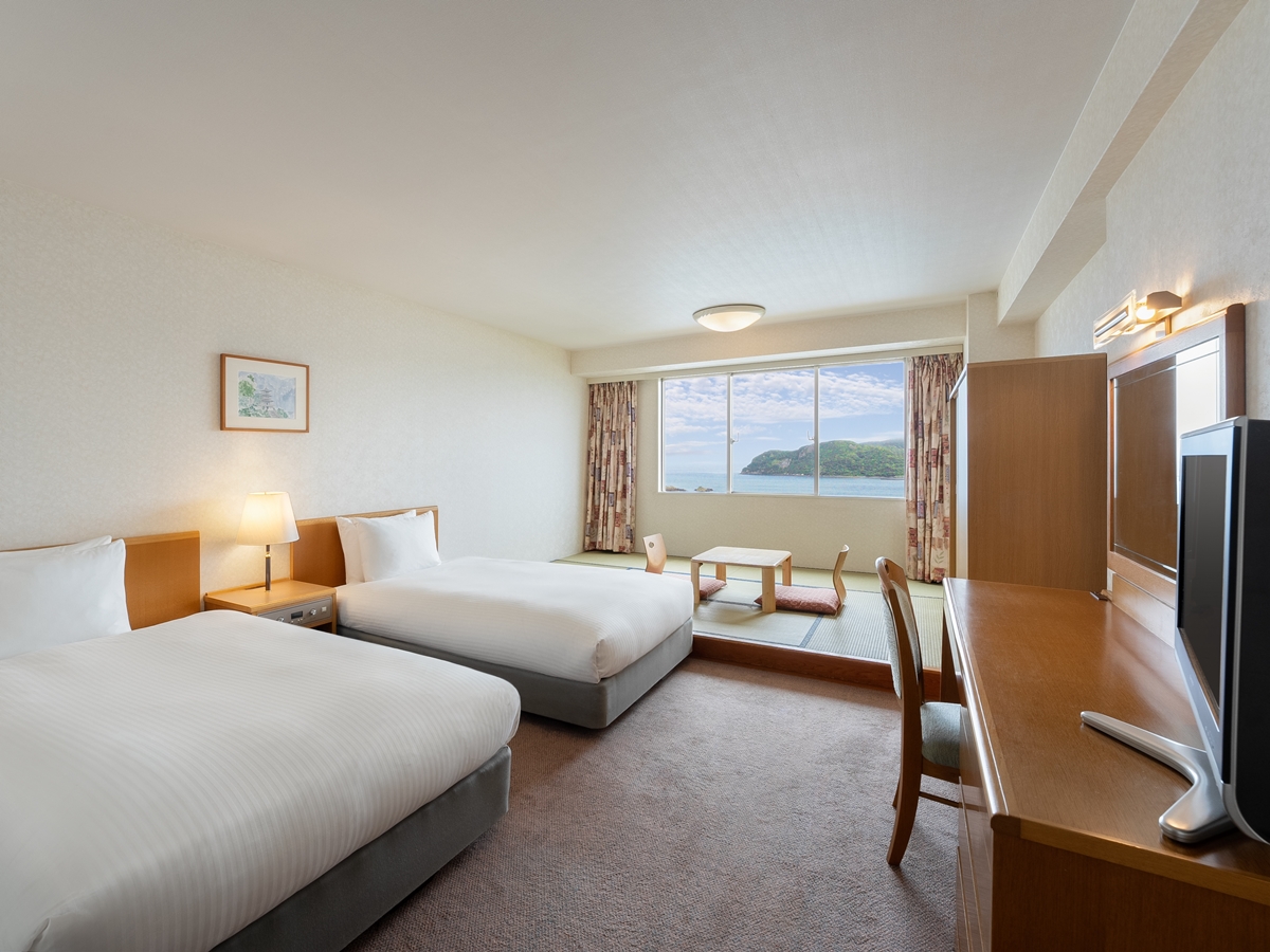 クラシックツイン和洋室 / 海側