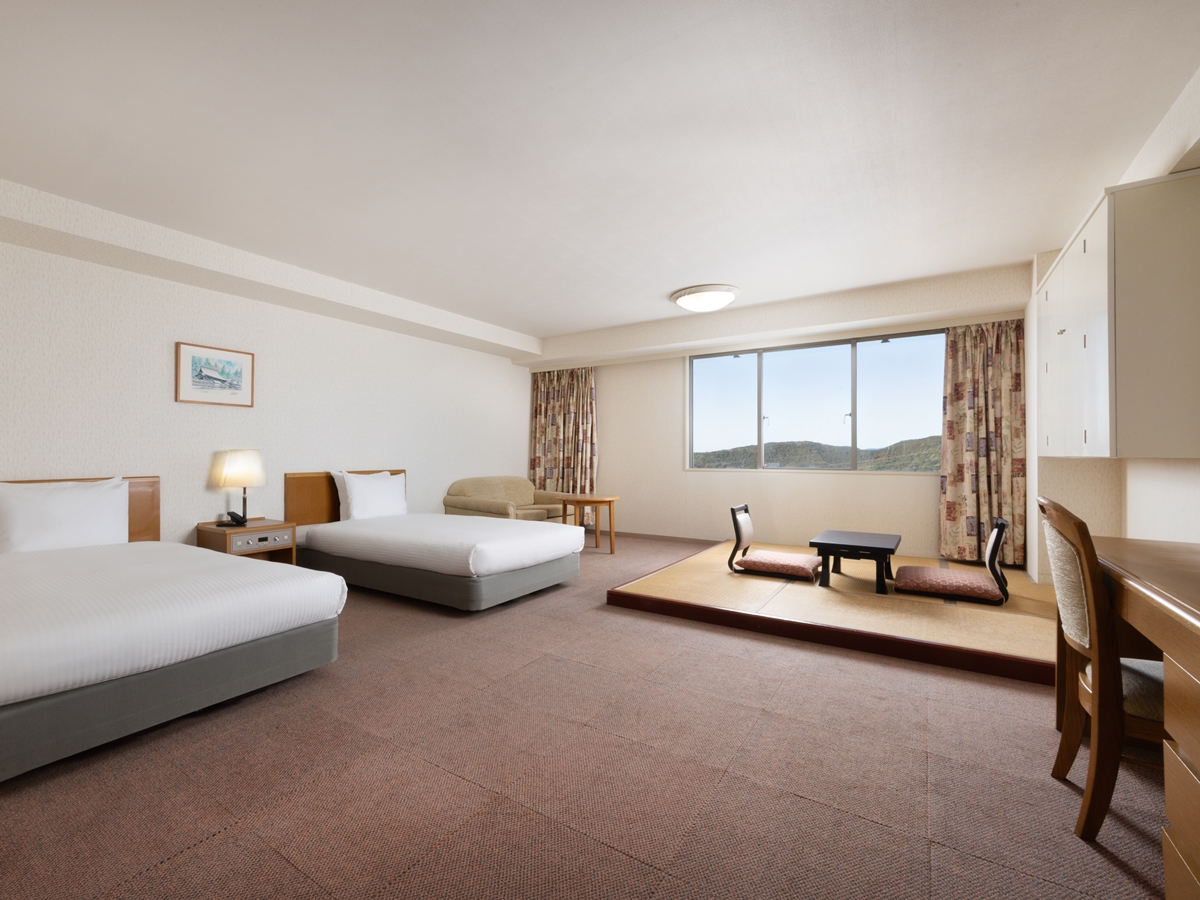 クラシックツイン和洋室 / 山側