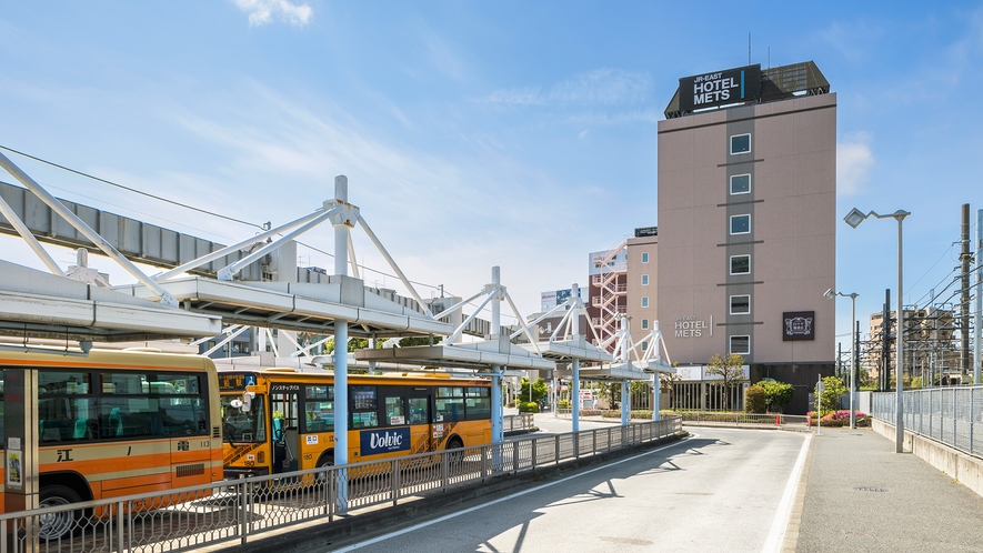 【外観】駅から徒歩3分