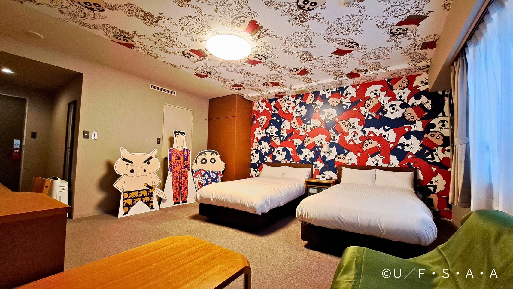 ＜期間限定・1室限定＞オリジナル記念品付き！クレヨンしんちゃん家族都市プロジェクト コラボルーム♪