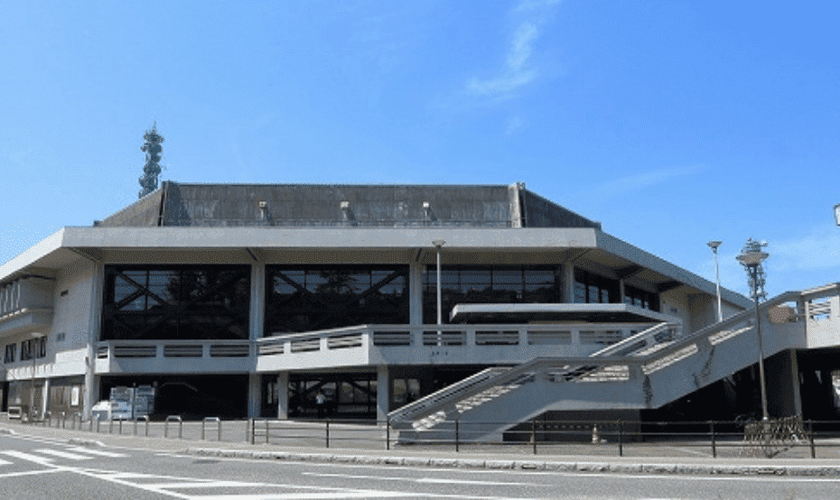 松山市民会館