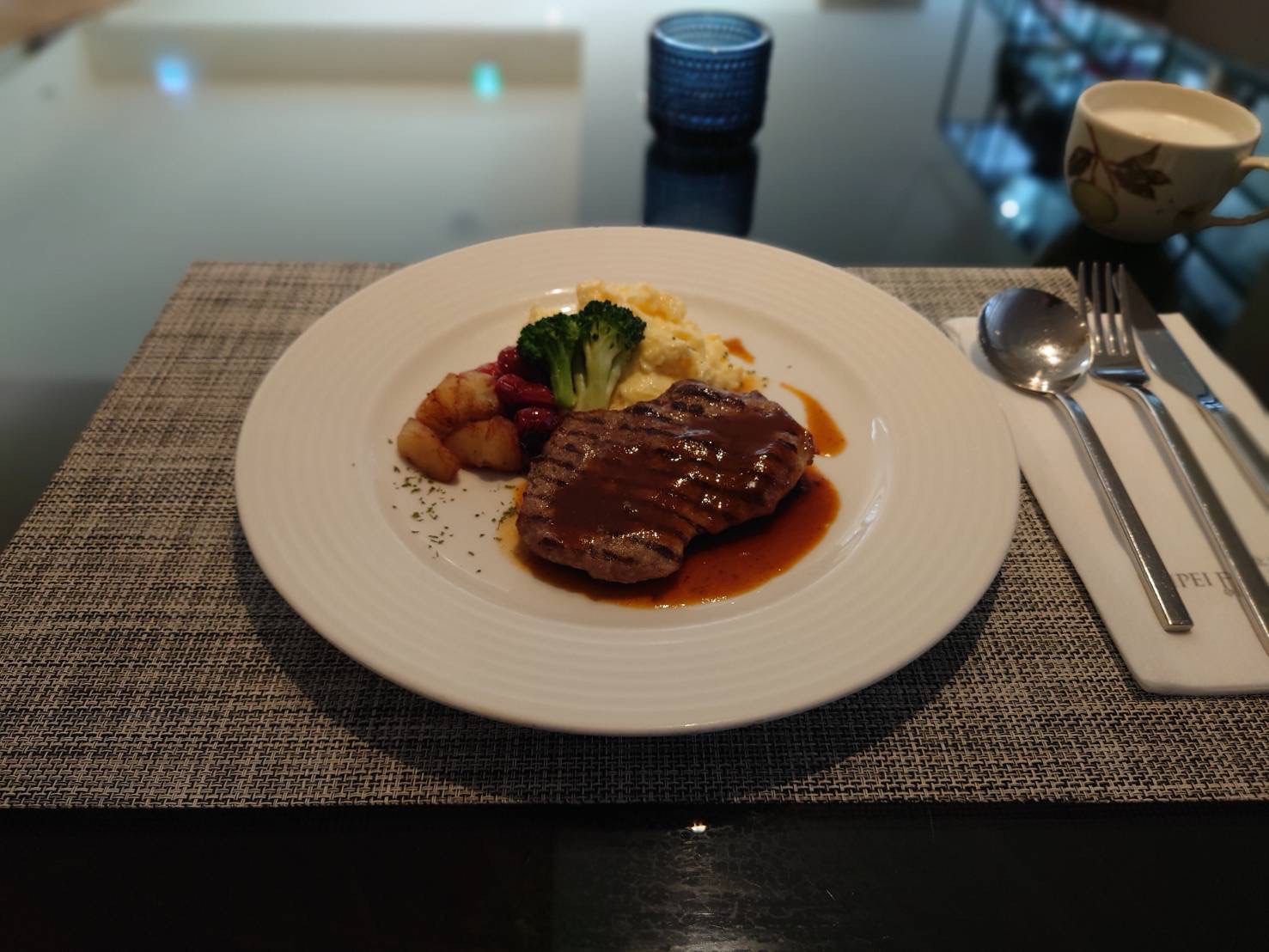 美味しいセミビュッフェ朝食（イメージ）