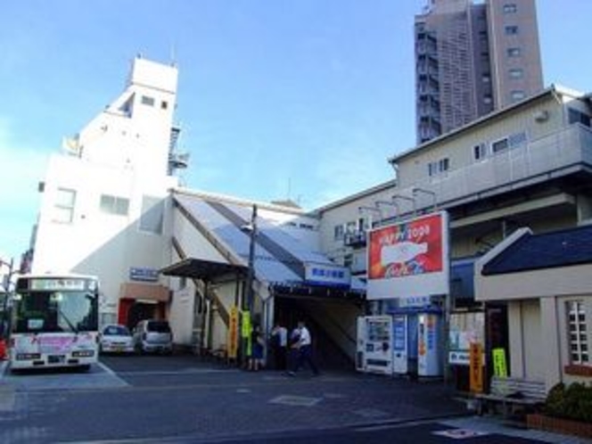 京成小岩駅