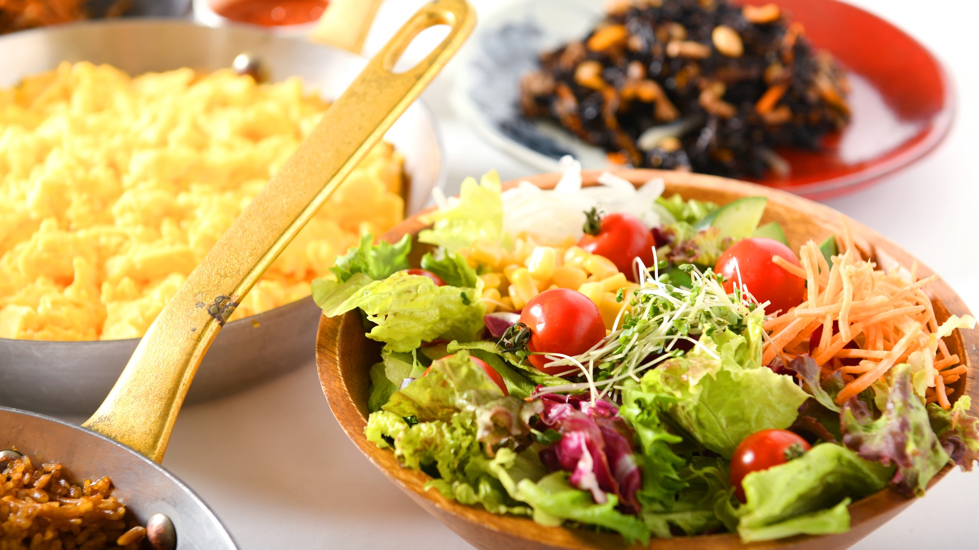 2025年10月からの朝食バイキング一例（サラダなど）