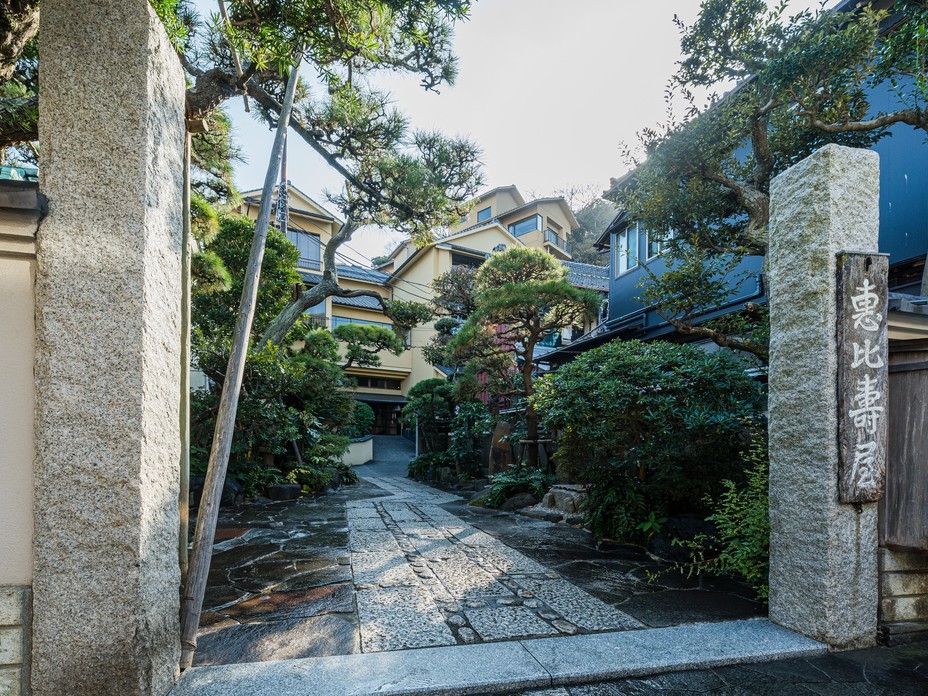 【アニバーサリー】■シャンパンハーフボトル＆レイトチェックアウト付磯会席プラン■