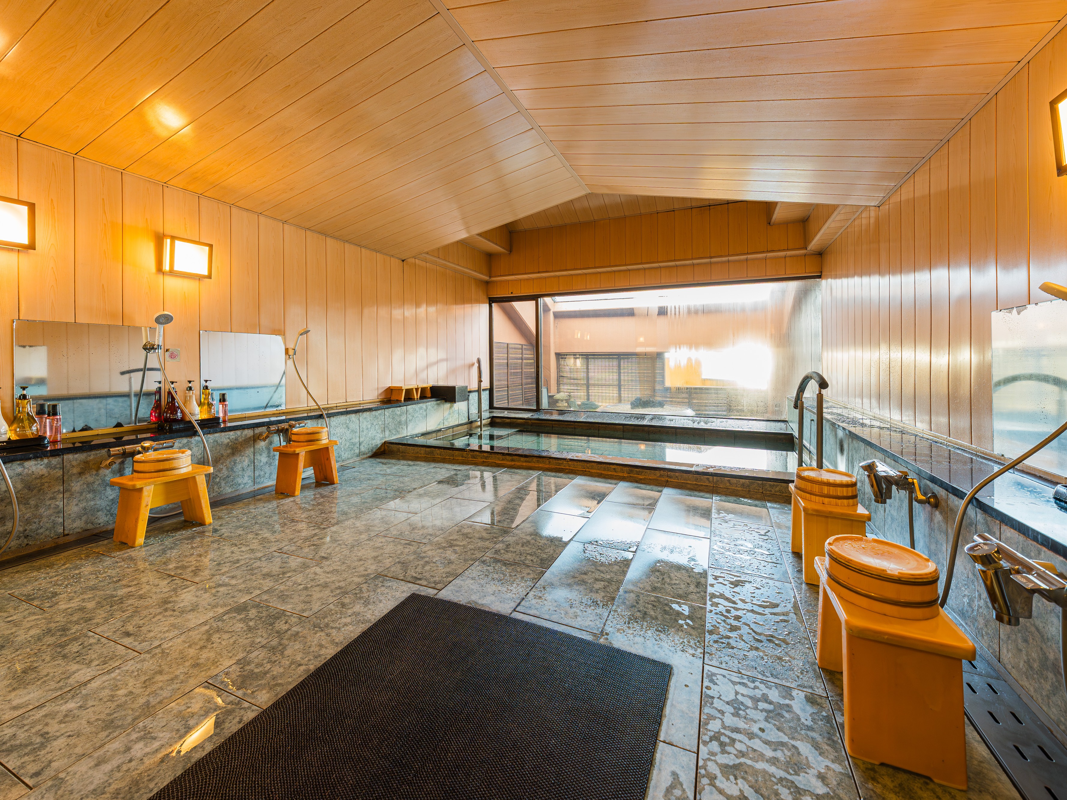 女性大浴場イメージ