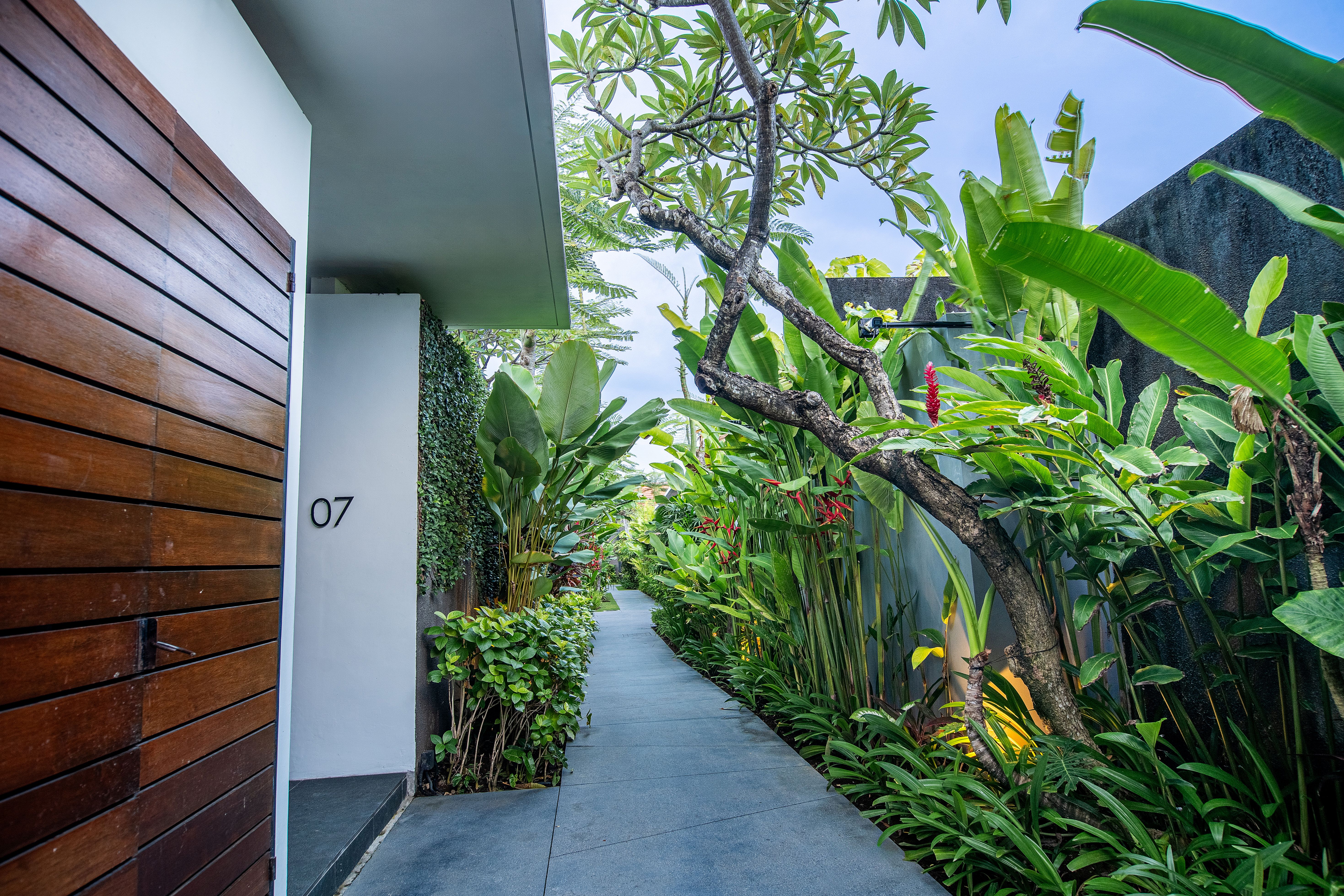 アビア　ヴィラ　レギャン