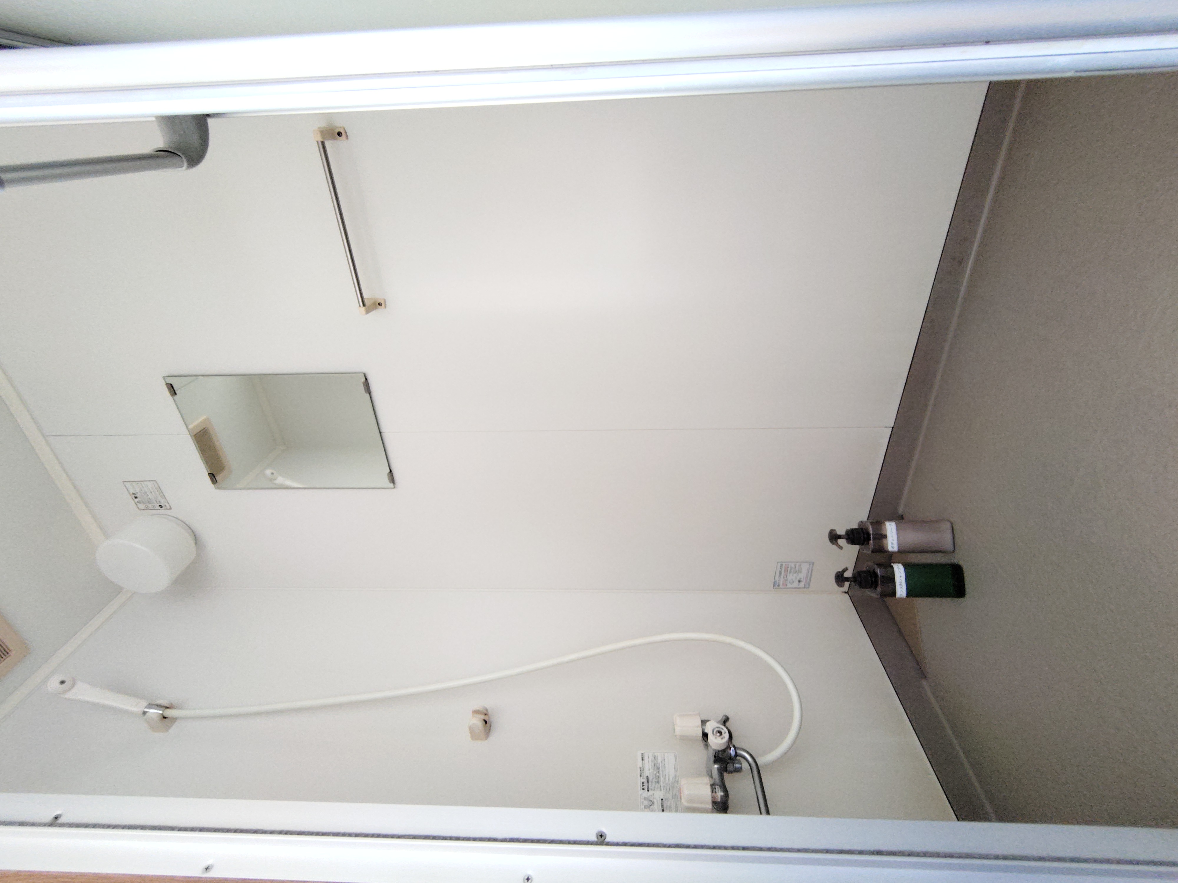 共用個室シャワーブース