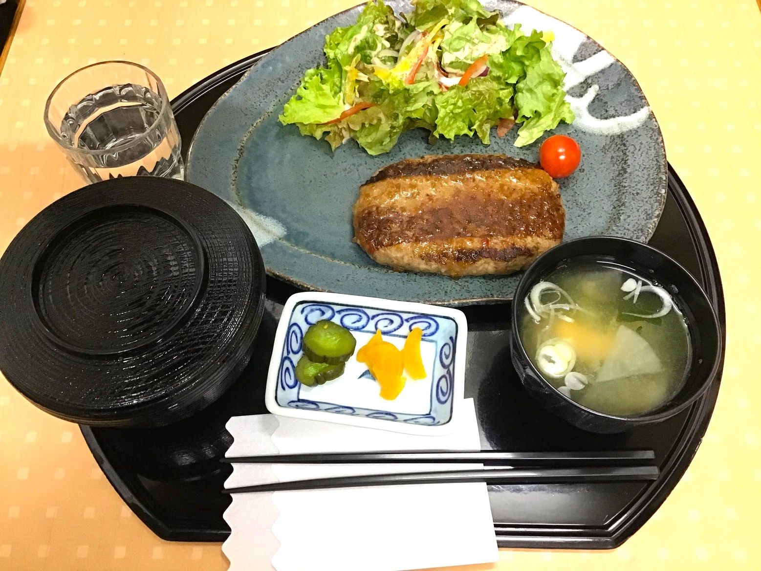 【平日限定】1泊2食付プラン★日替わりの２種類から選べる定食メニュー★