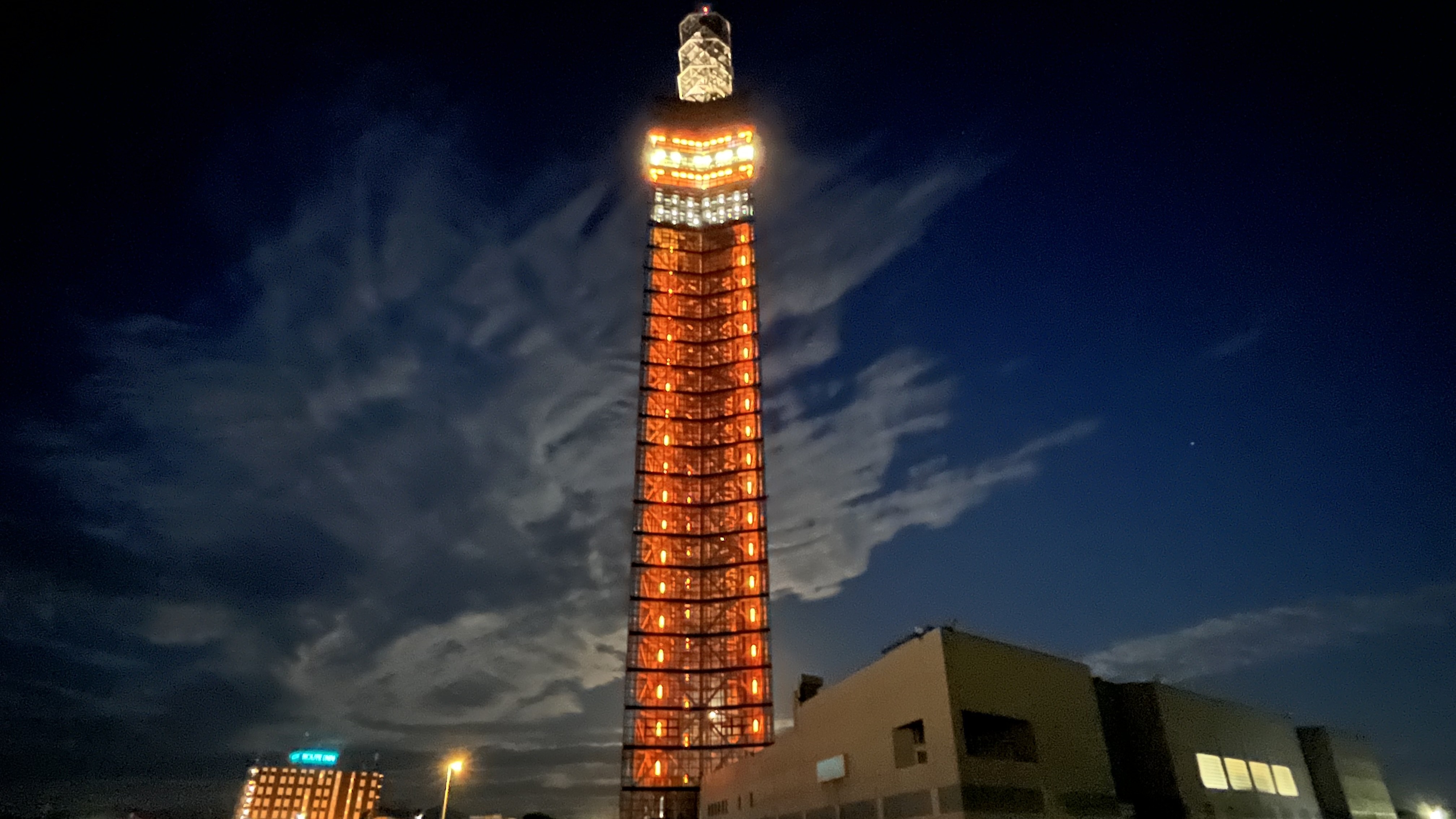 セリオンのライトアップ