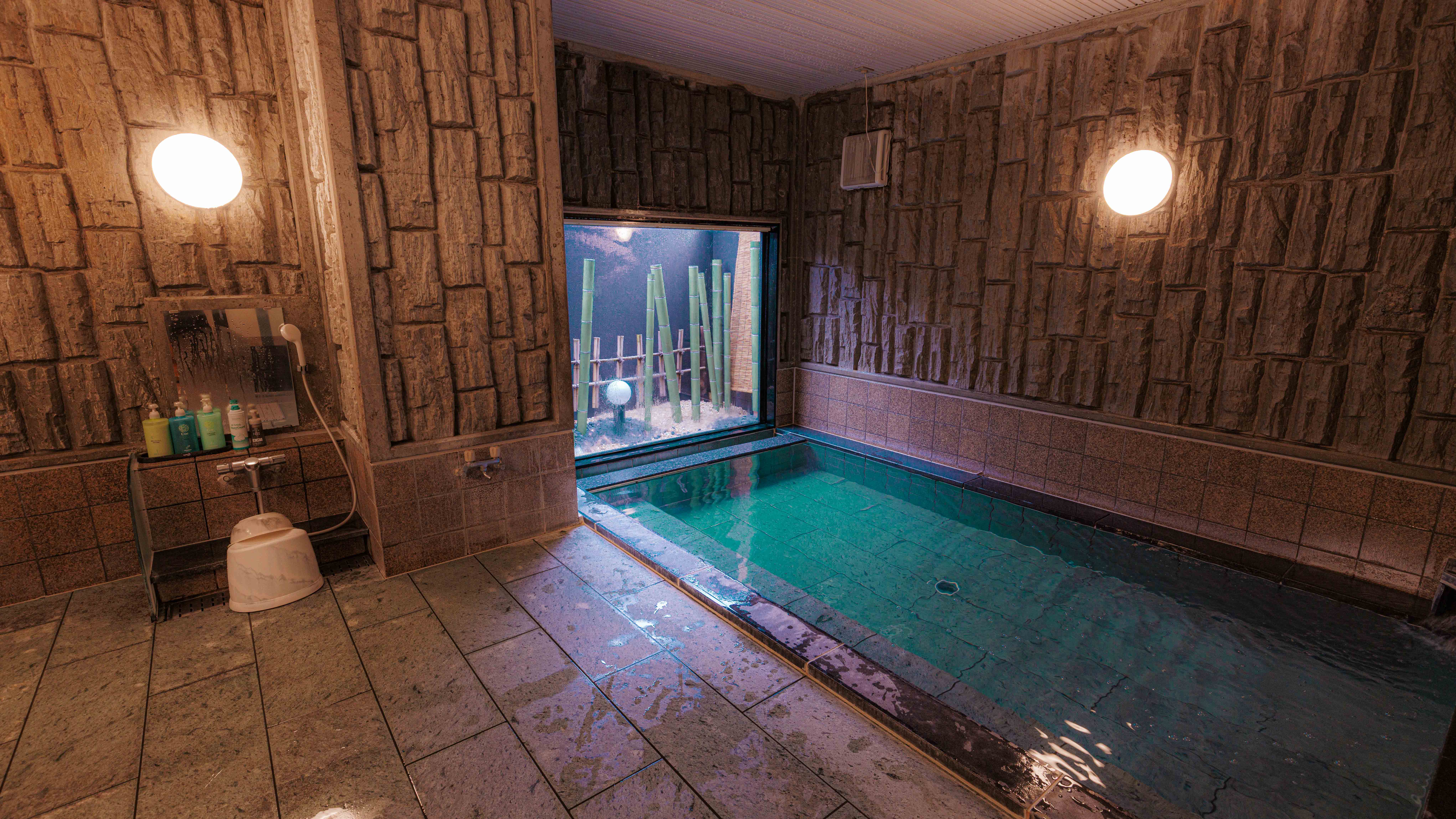 西館男性大浴場1