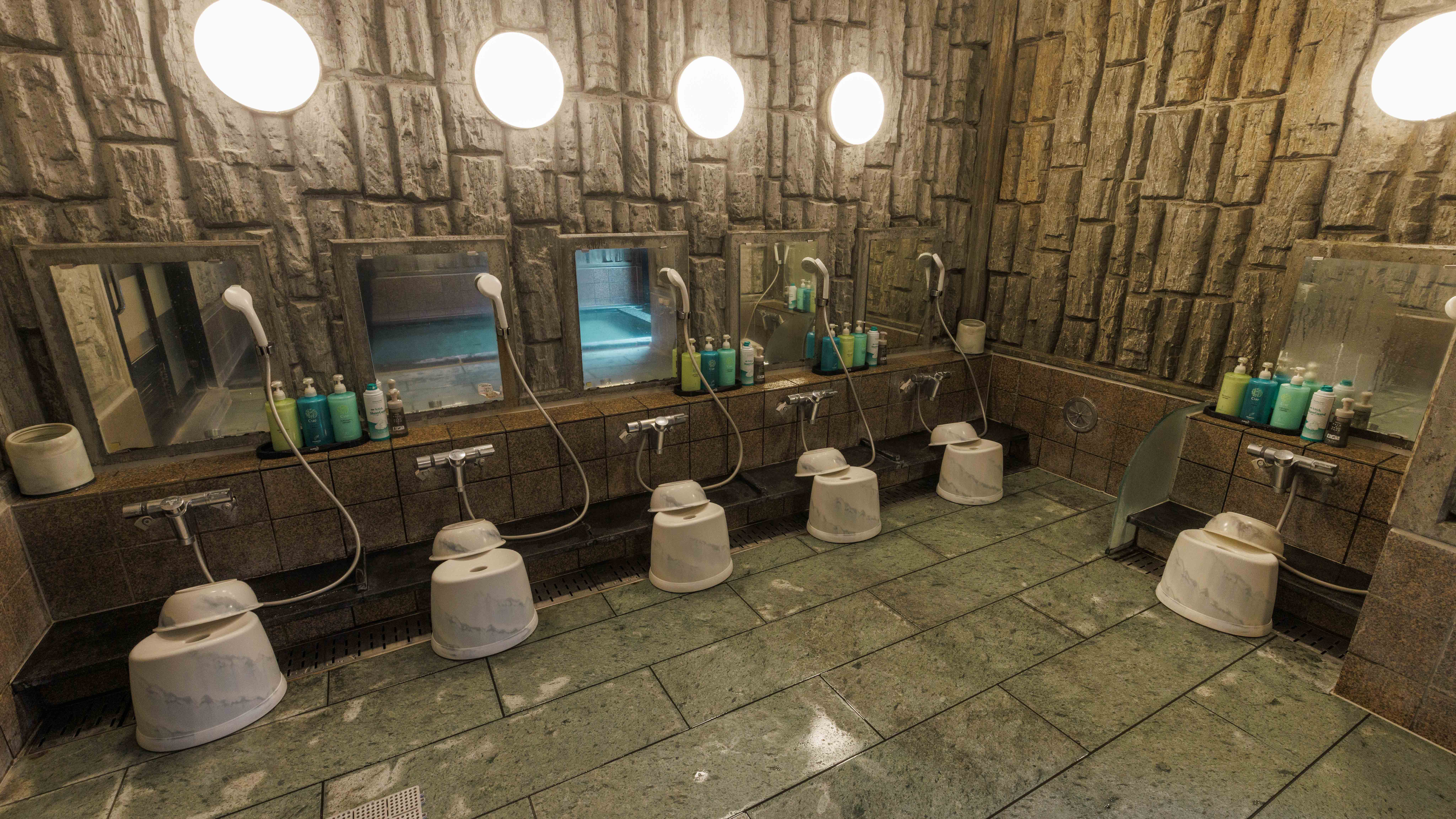 西館男性大浴場3