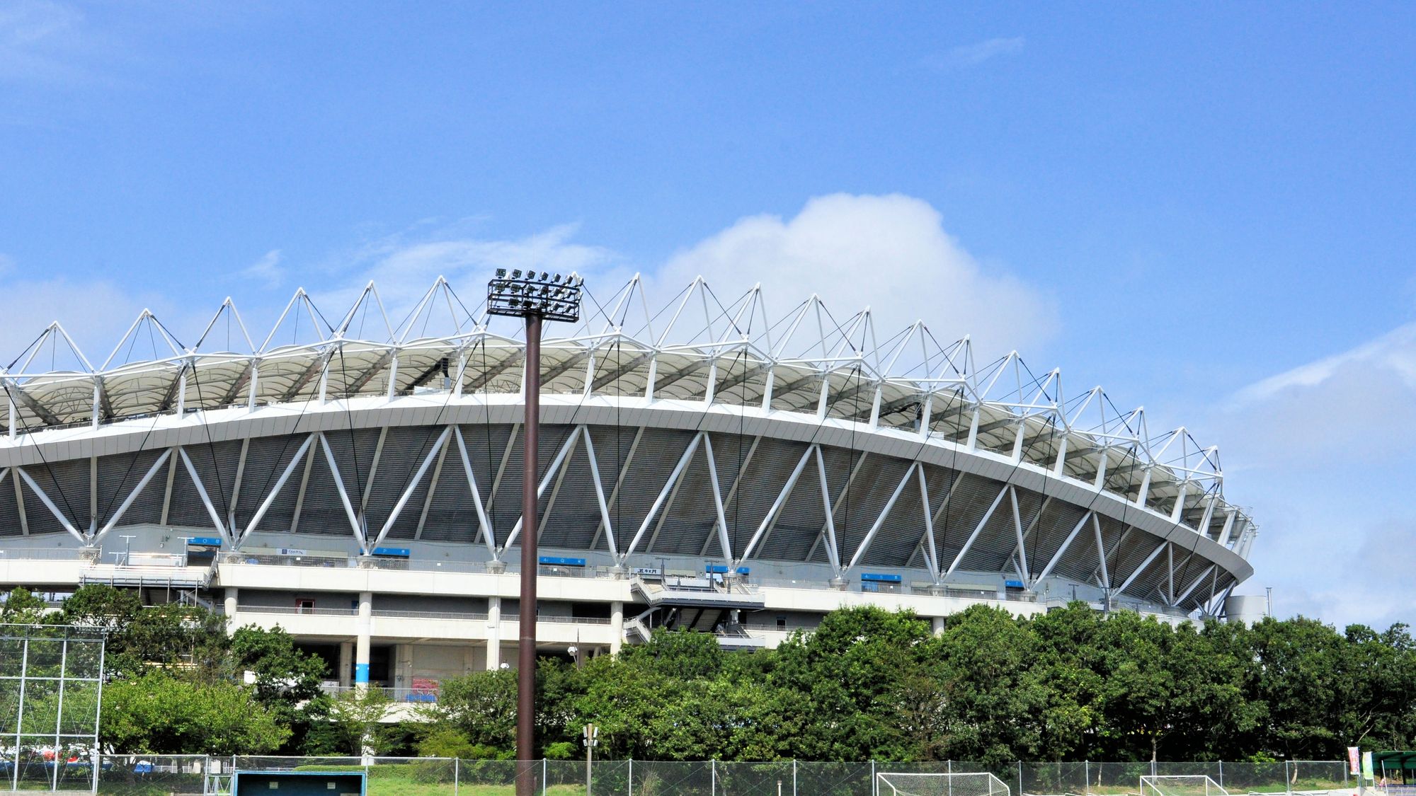 茨城県立カシマサッカースタジアム（ホテルから車で約20分）