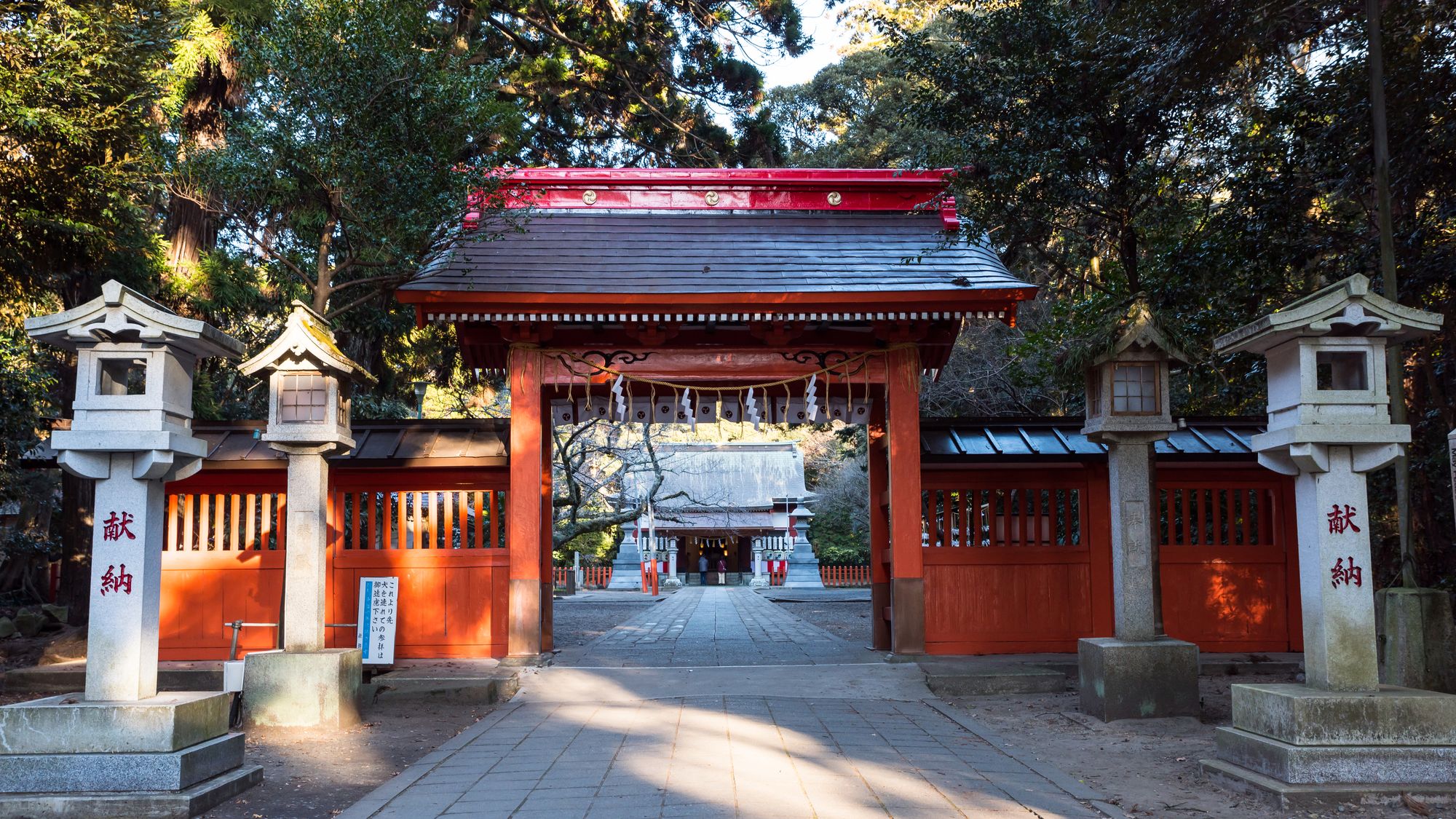 息栖神社（ホテルから車で約5分）