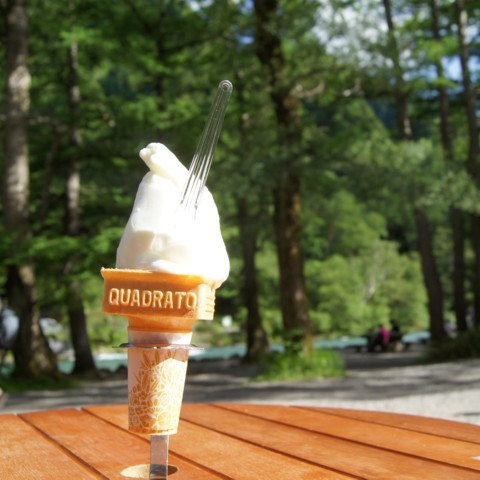 河童橋前　カフェ小梨