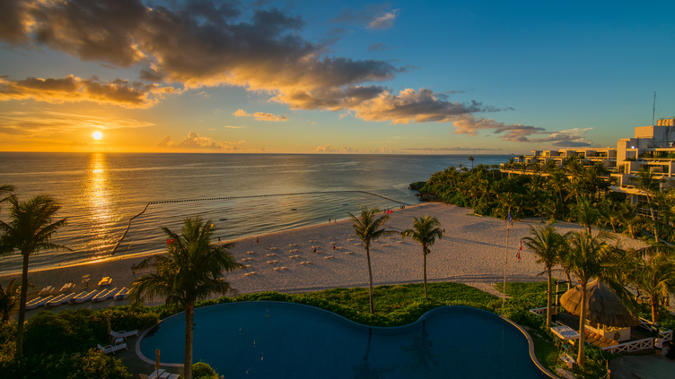 【2連泊】島の風を感じながらアートと自然にふれるムーンステイ（朝食付）