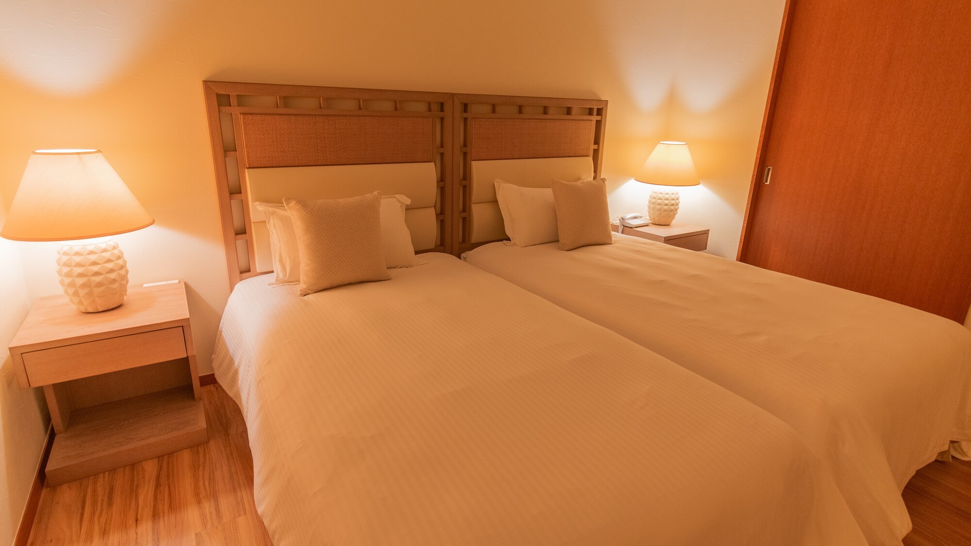 ベットルーム（MBスイート）