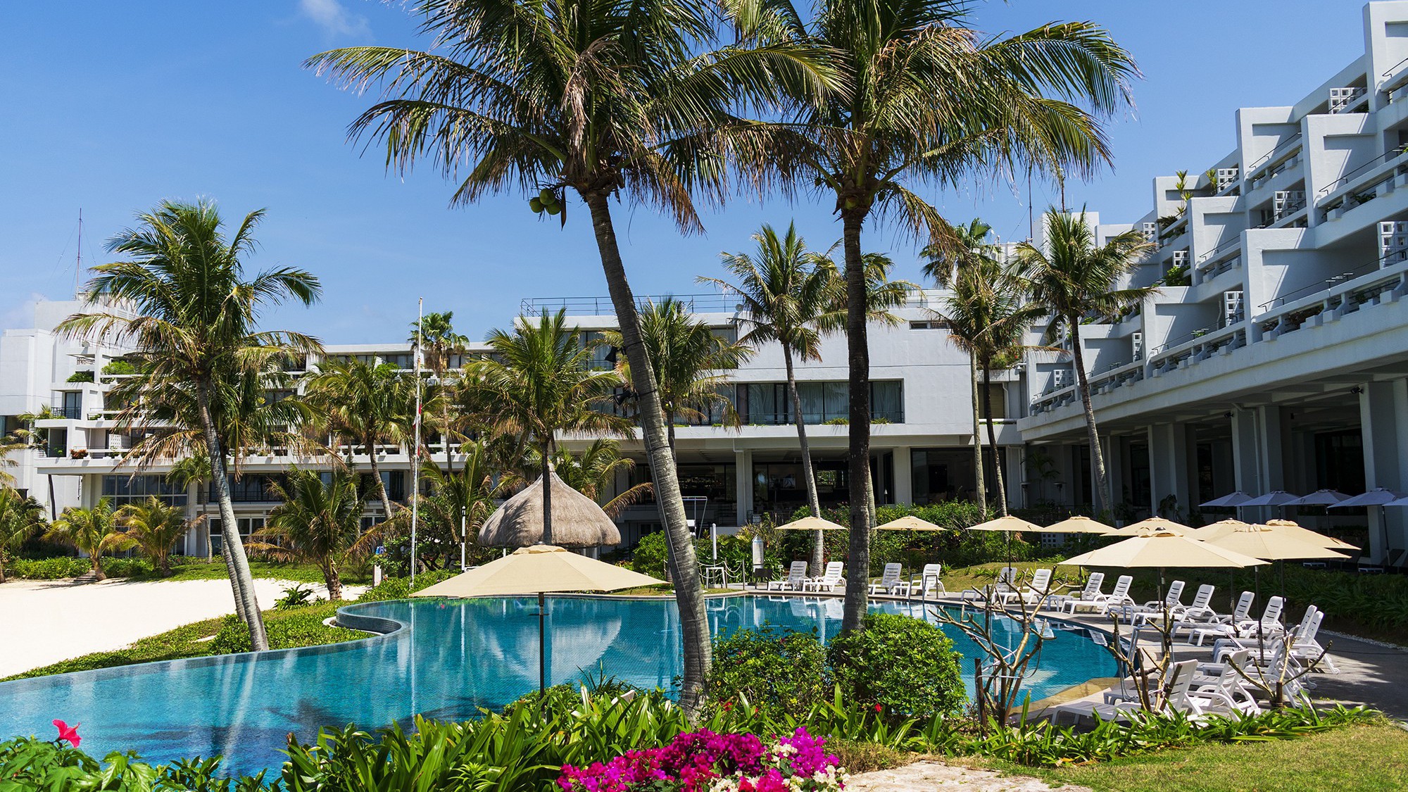 ザ・ムーンビーチ ミュージアムリゾート