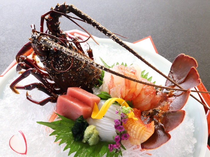  【2食付プレミアム】一番出汁に香り立つ、駿河の四季と板前の技「駿河の恵み会席」を堪能