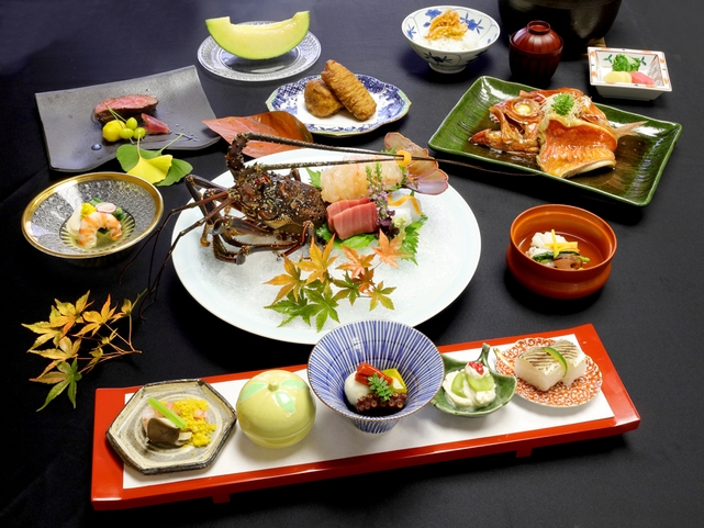  【2食付プレミアム】一番出汁に香り立つ、駿河の四季と板前の技「駿河の恵み会席」を堪能