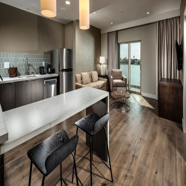 ☆スイートルームキッチン。食材を買ってきて料理するのもいい♪