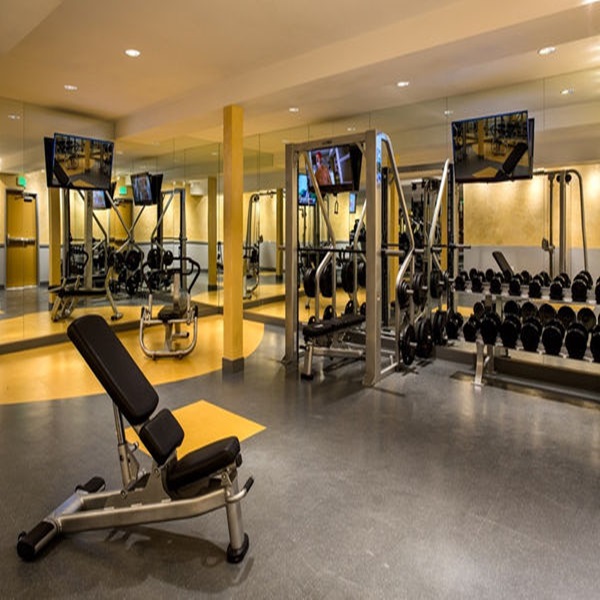 フィットネスセンター