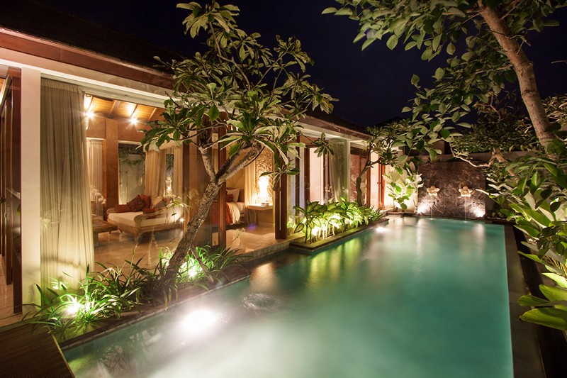 [チェンパカ　1ベッドルームプールヴィラ　78平米]　プール