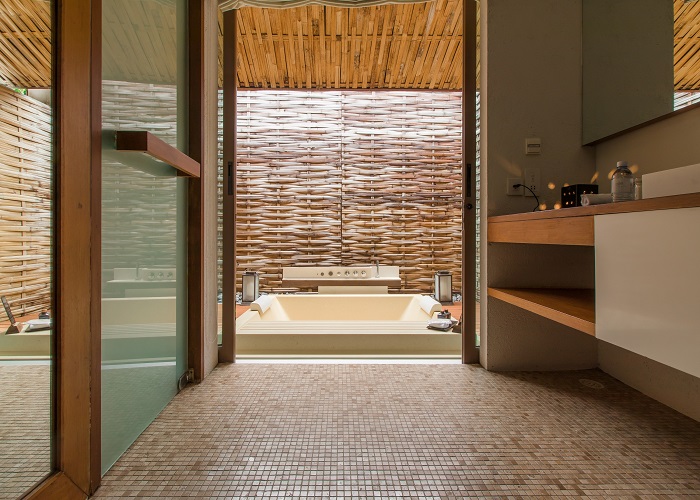 オーシャンベッドジャグジーヴィラ